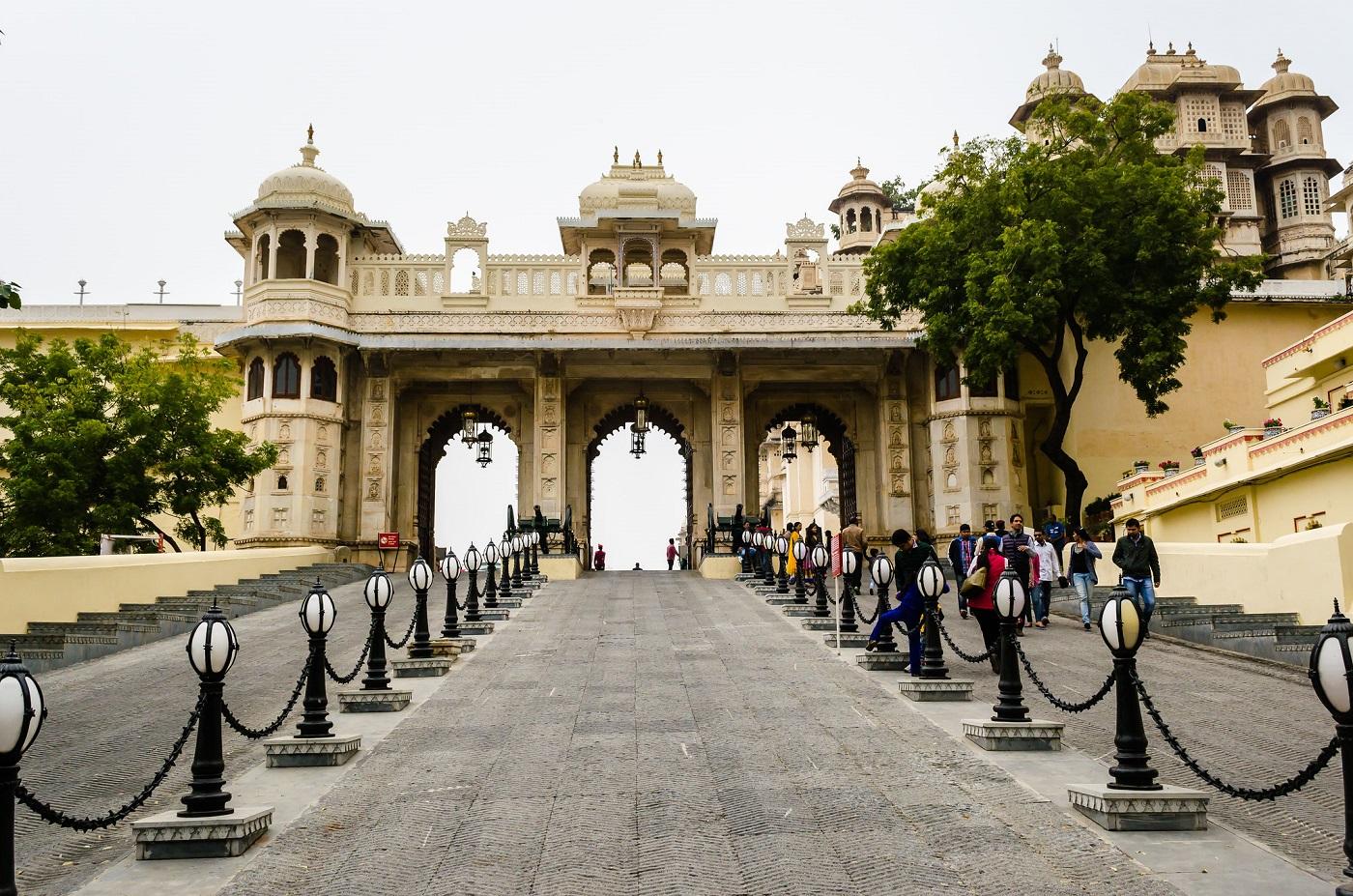 Private Guided Tour of Udaipur City Palace
