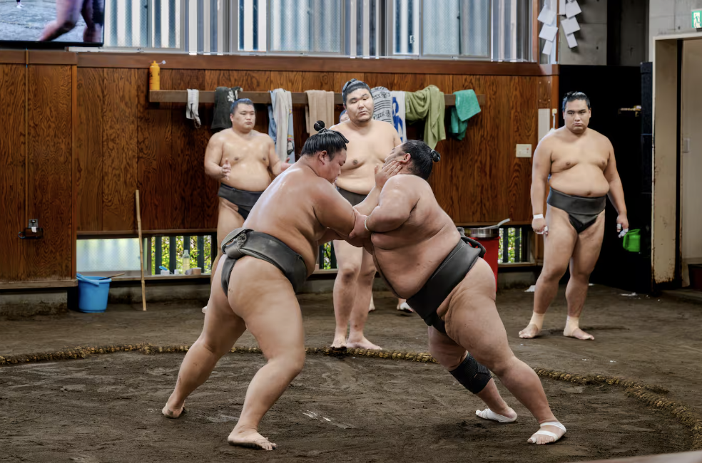 Morning Sumo Training Session with Chanko Lunch