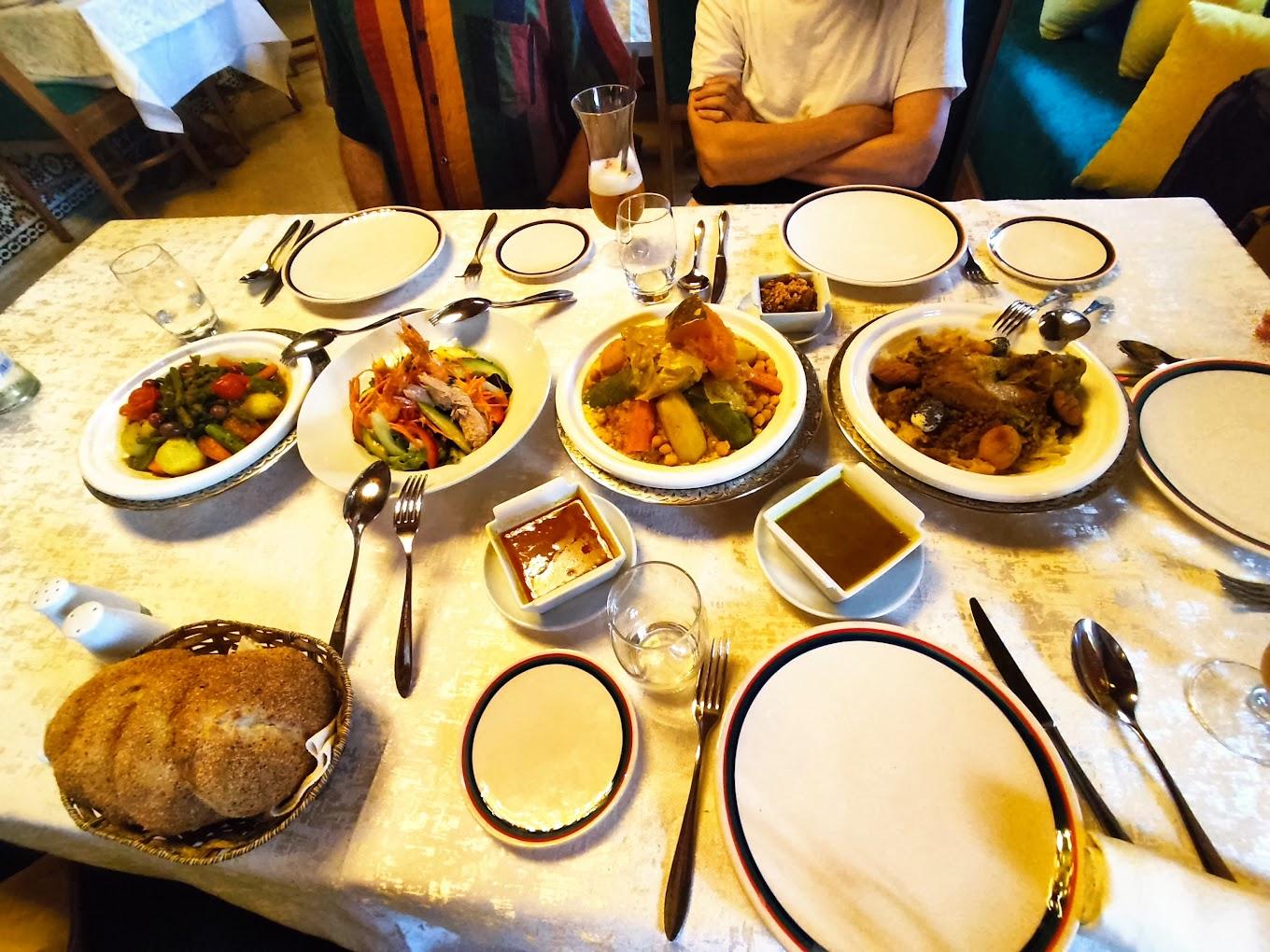 Casablanca Evening Tour with Traditional Moroccan Dinner