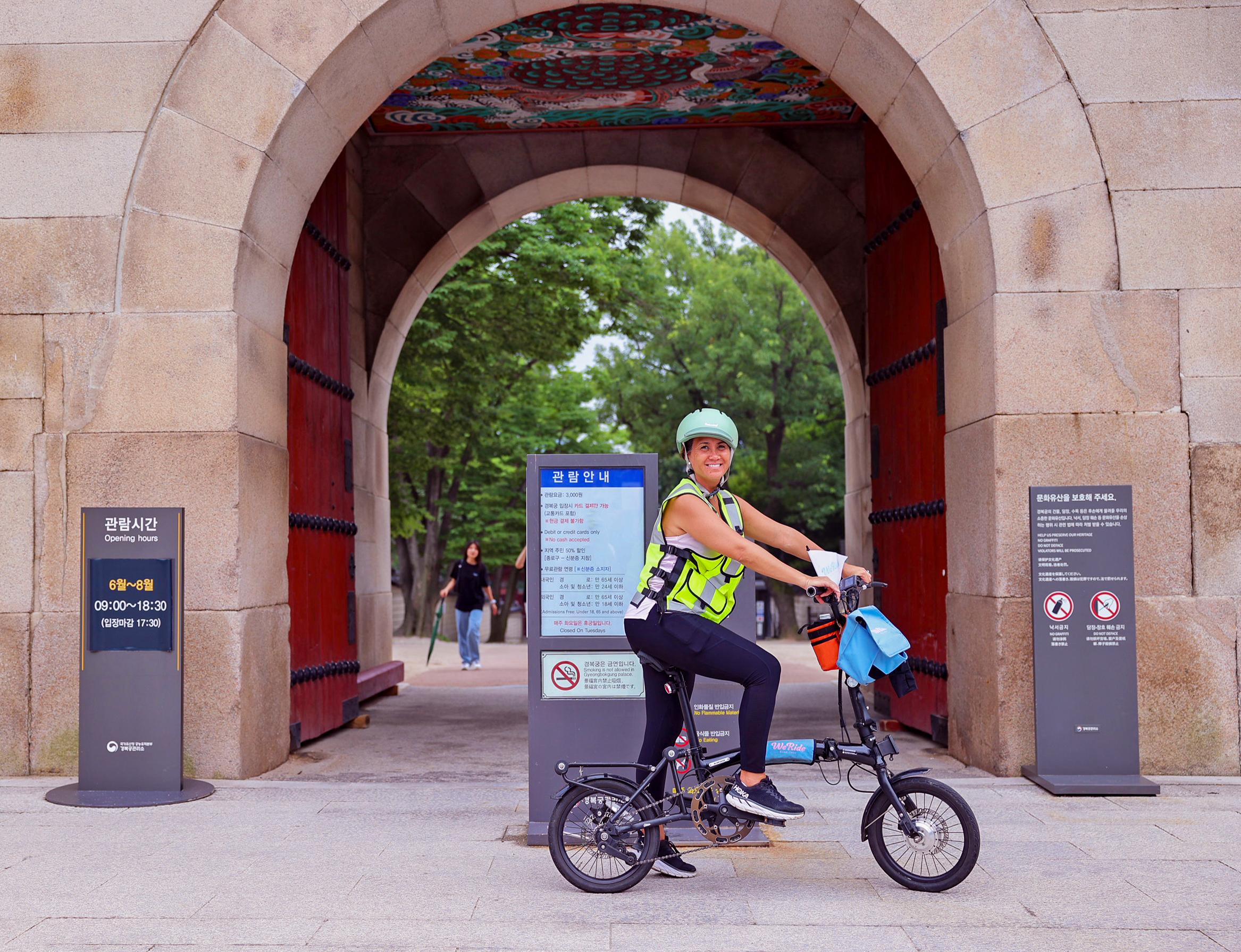 Seoul e-bike tour along the Han River cycle paths — image 17