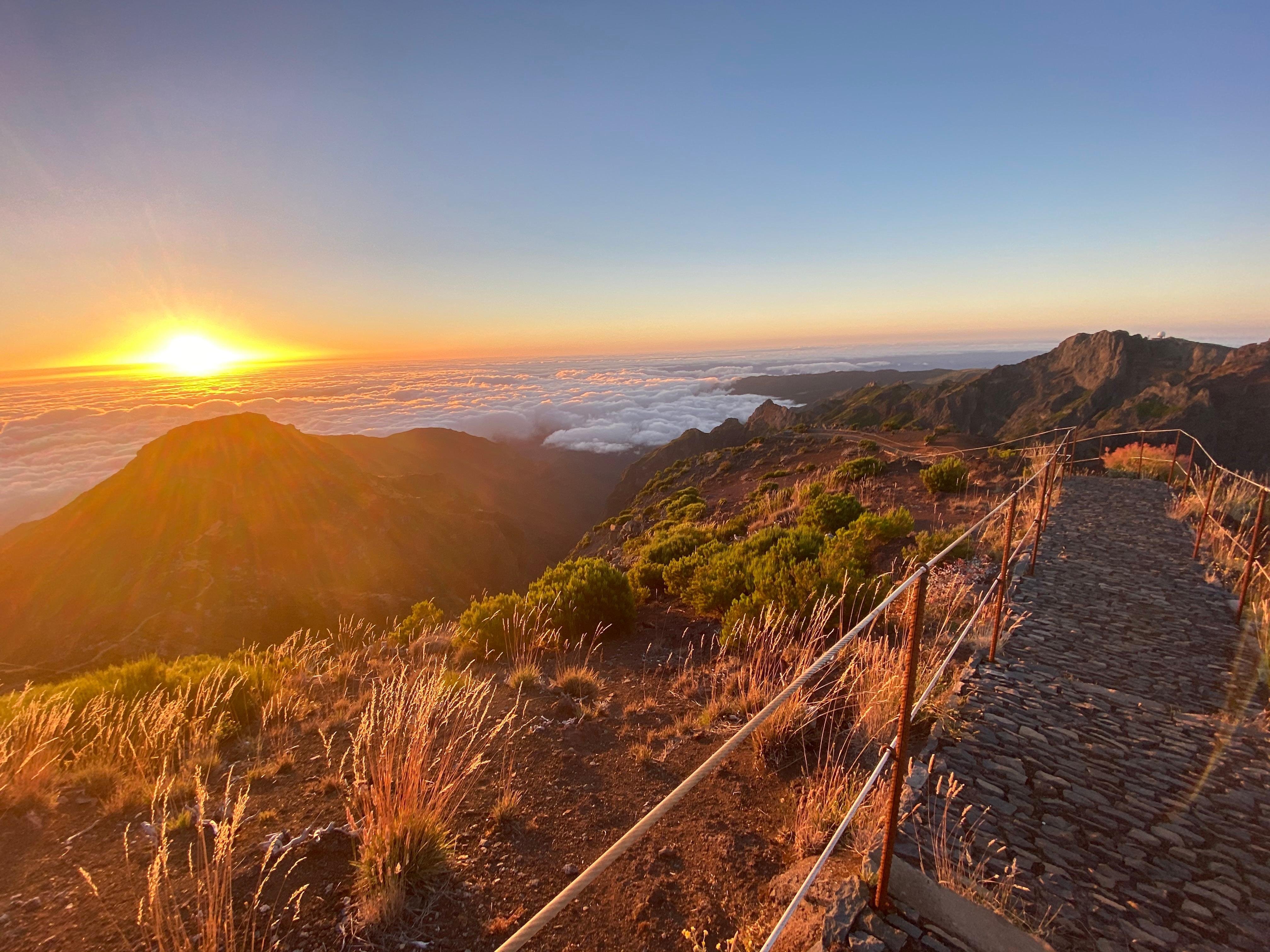 Machico to Pico Ruivo-Areeiro Hiking Transfer