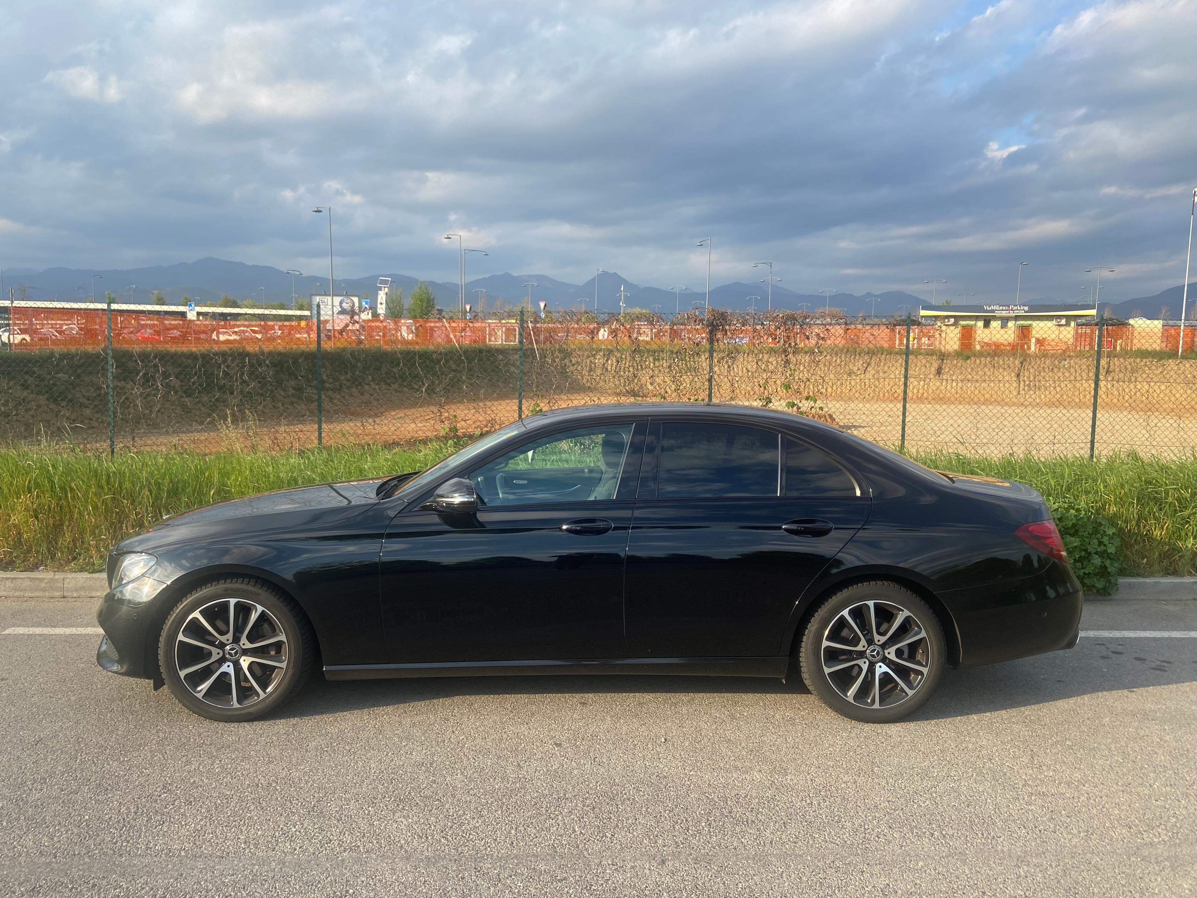Milan ↔ Serravalle Outlet Private Transfer