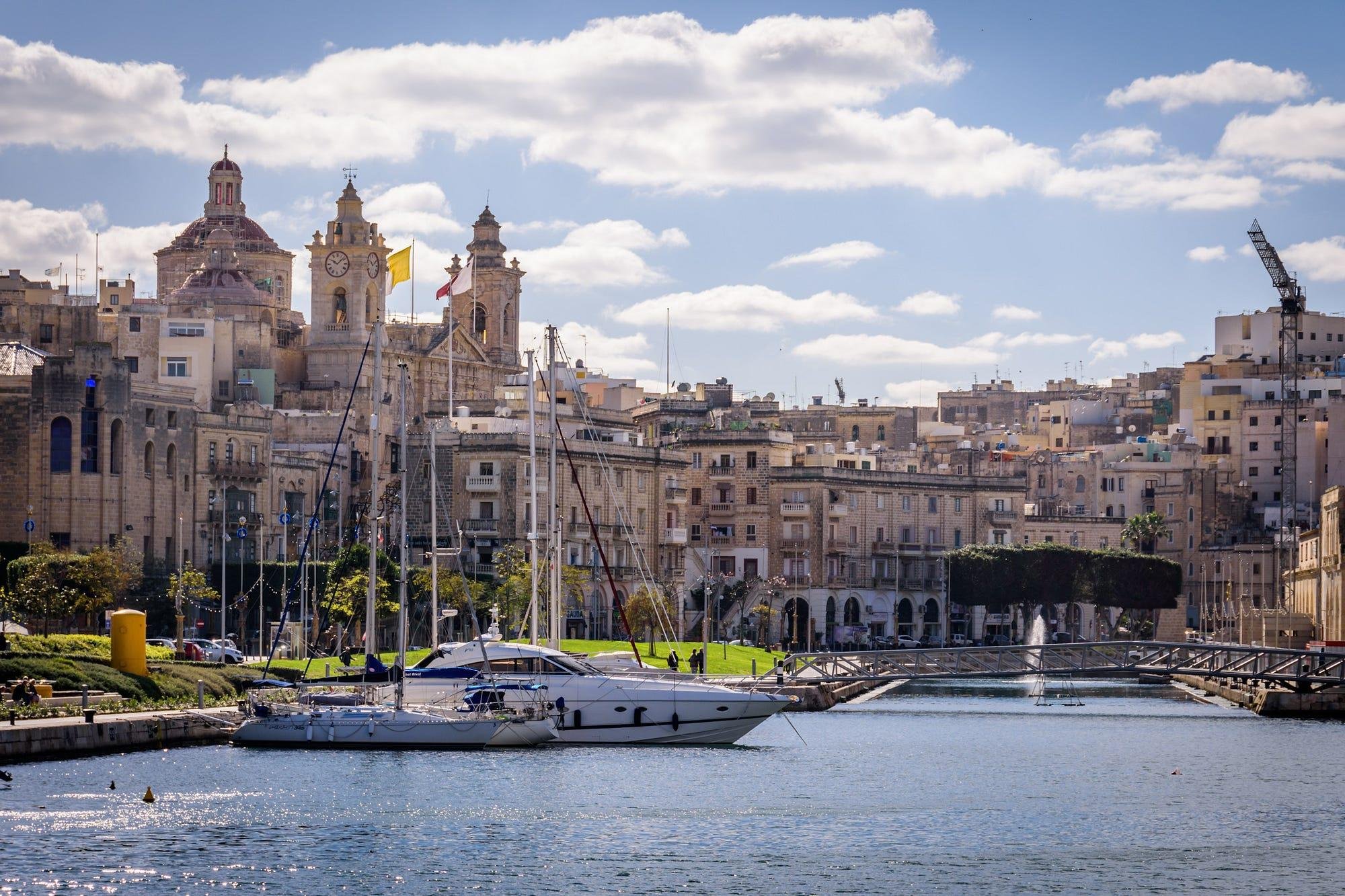 Three Cities Heritage Tour with Maltese Wine & Local Bites