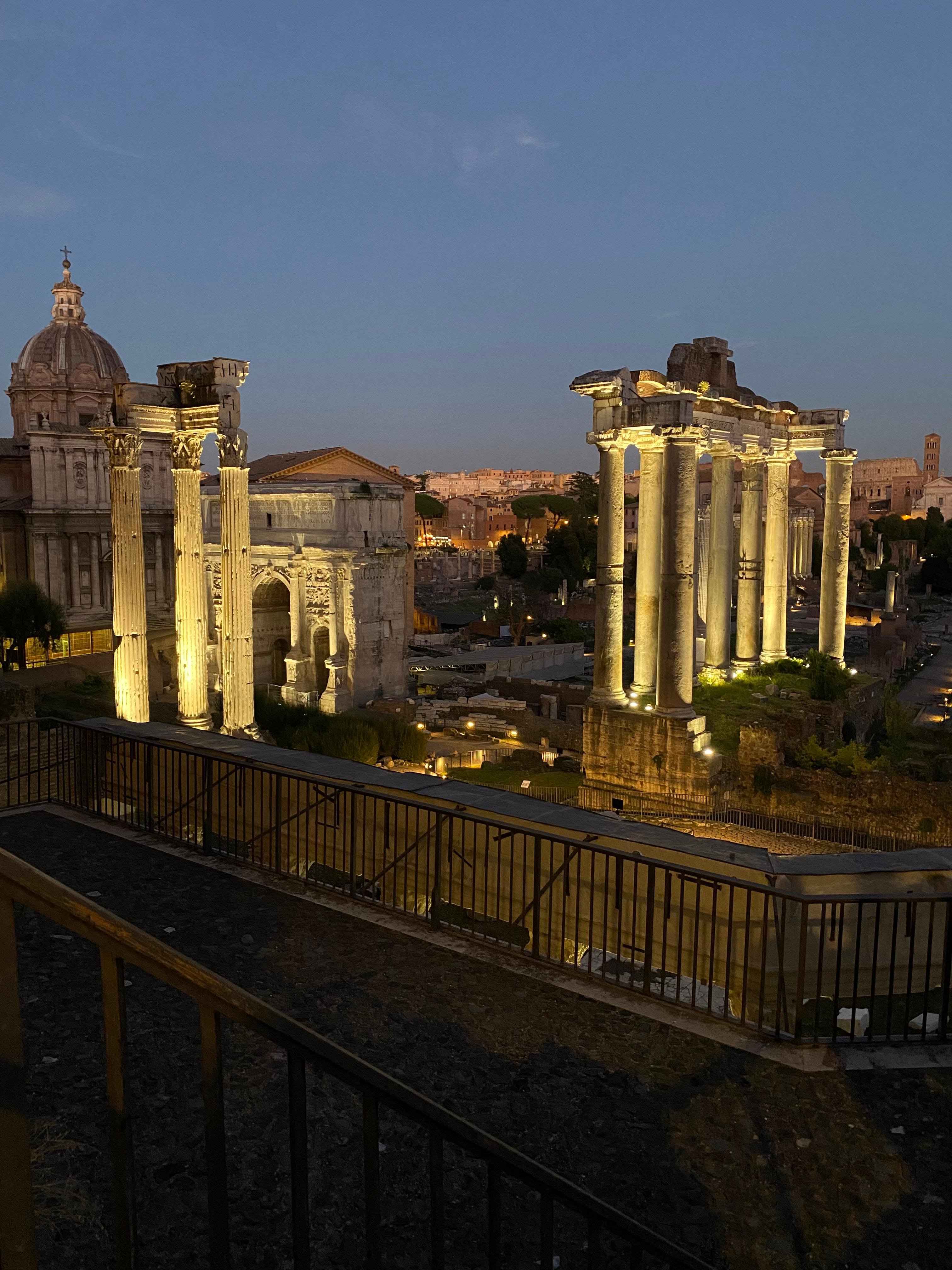Rome night bike tour e-bike lit monuments evening — image 13