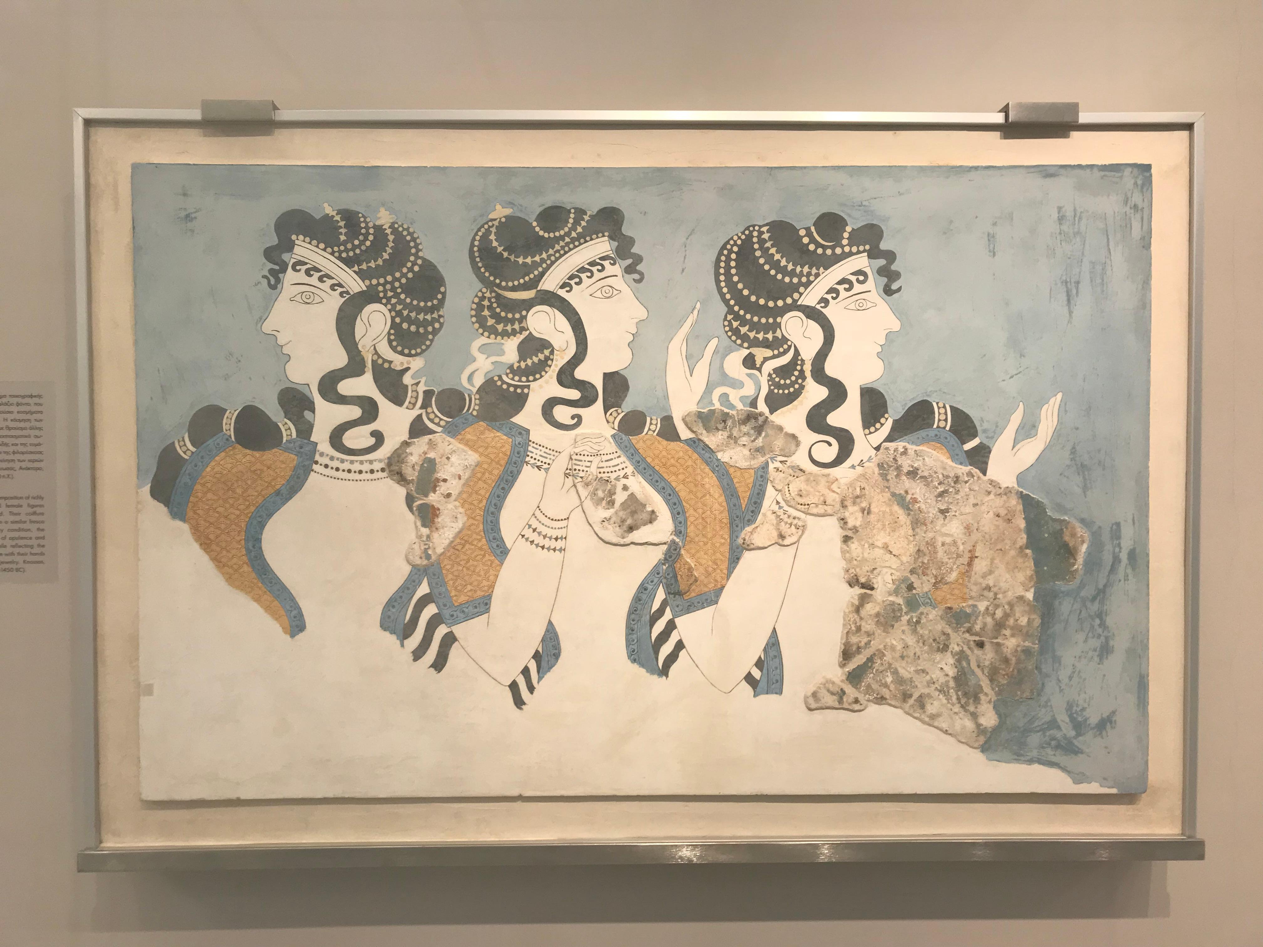 Knossos Palace guided tour Crete — Minoan throne room, grand staircase, bull-leaping frescoes, central court — image 29