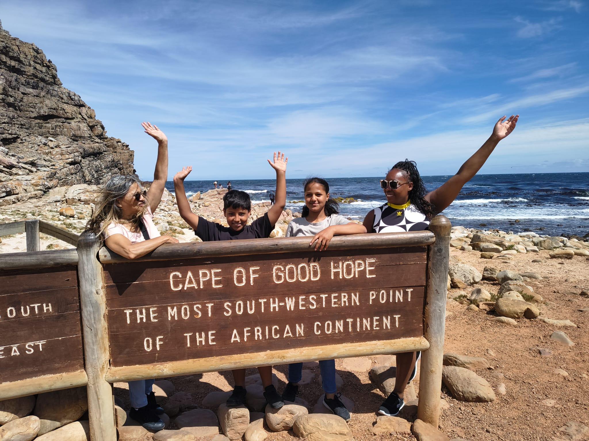 Cape Peninsula Sunset Tour with Penguins & Cape Point