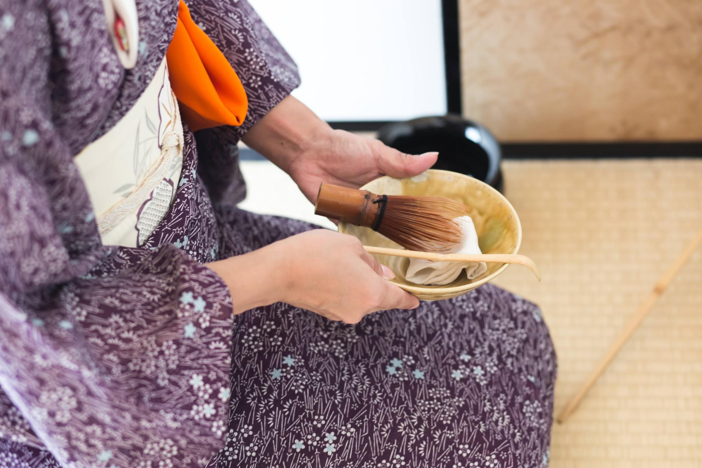 Traditional Tea Ceremony with Expert Master in Tokyo