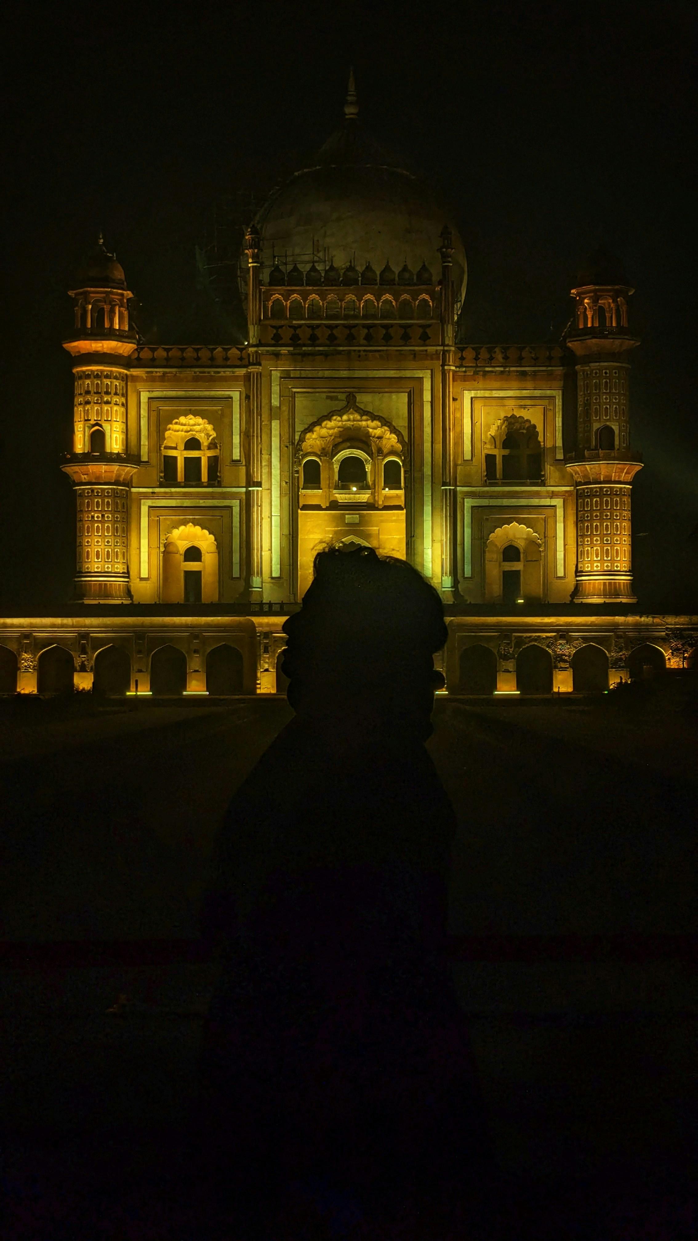 Delhi After Dark: Private Evening Sightseeing by Car