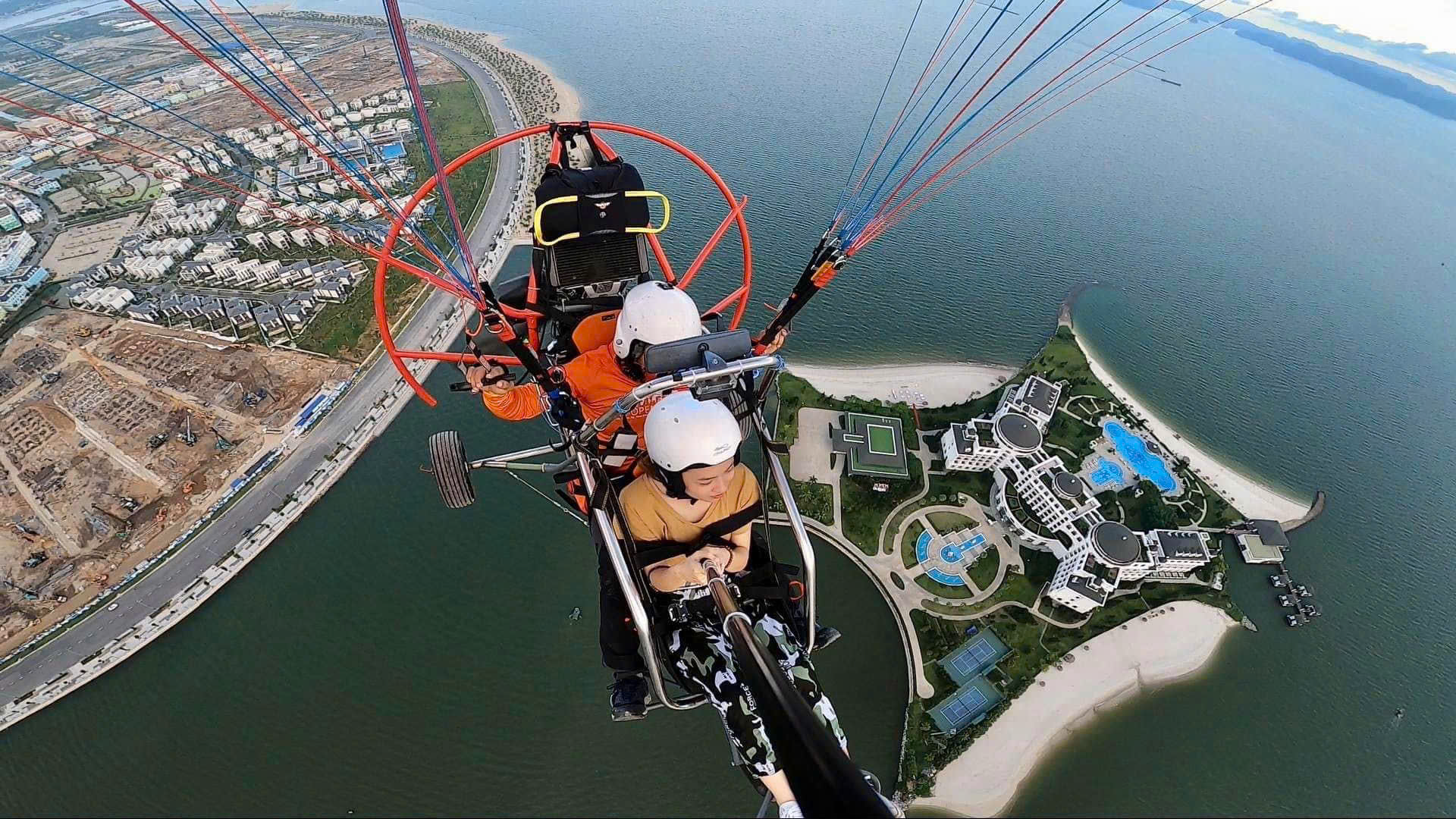 Halong Sky Tour: Tandem Paramotor Trike Flight