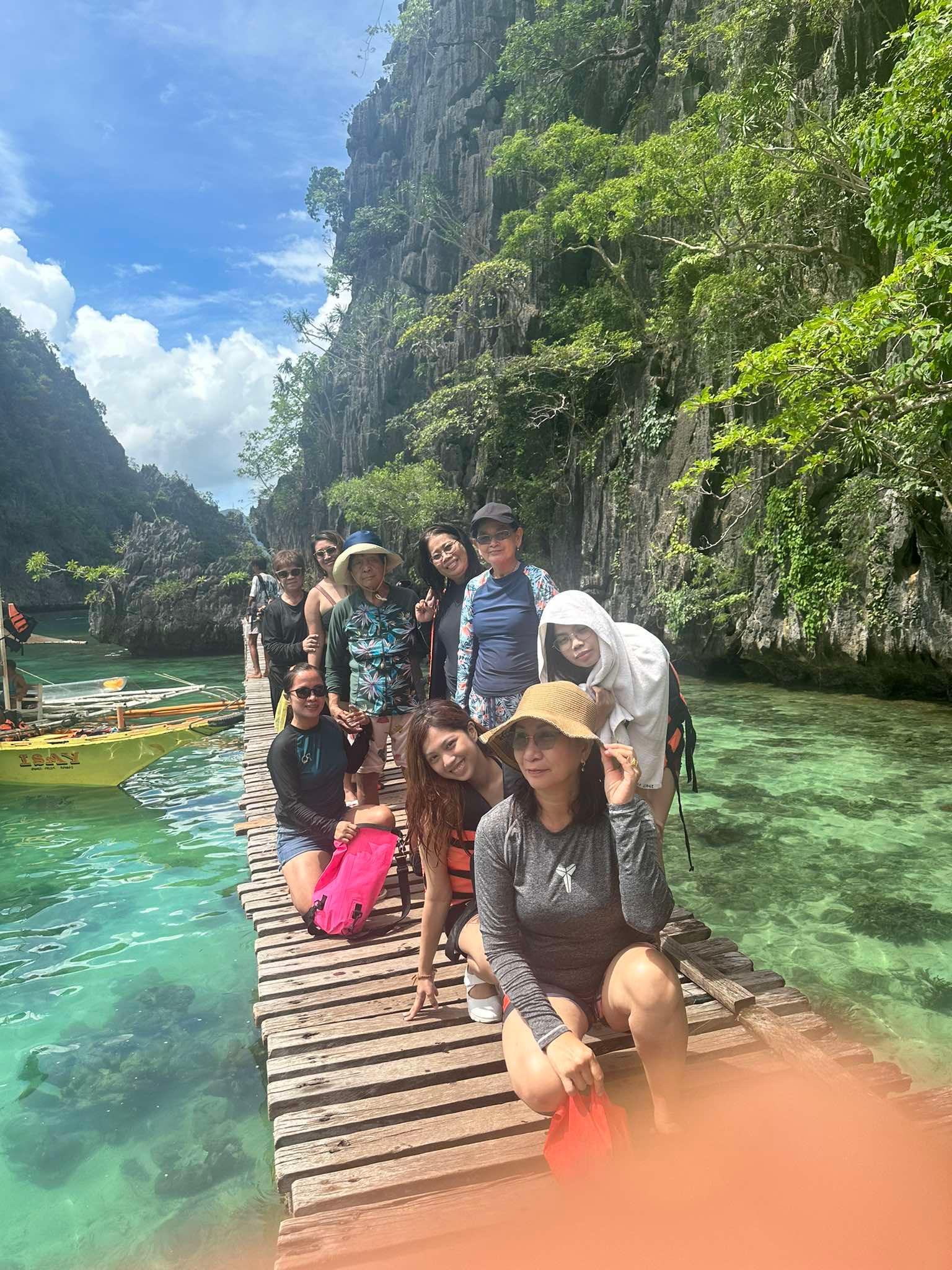 Coron Super Ultimate Lagoon & Island Hopping Day Tour