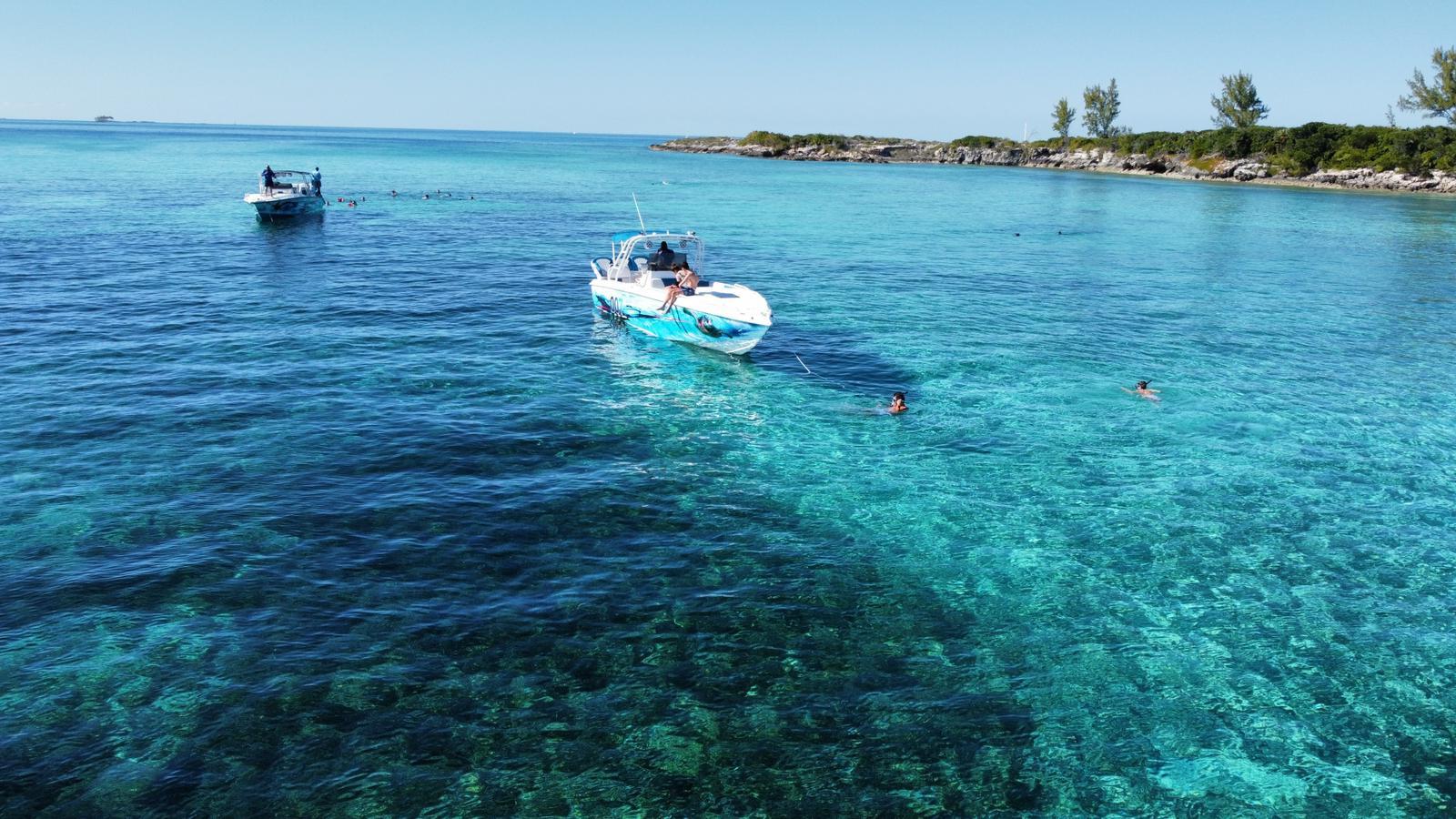 Nassau Powerboat Adventure: Snorkeling, Turtles & Private Beach Club