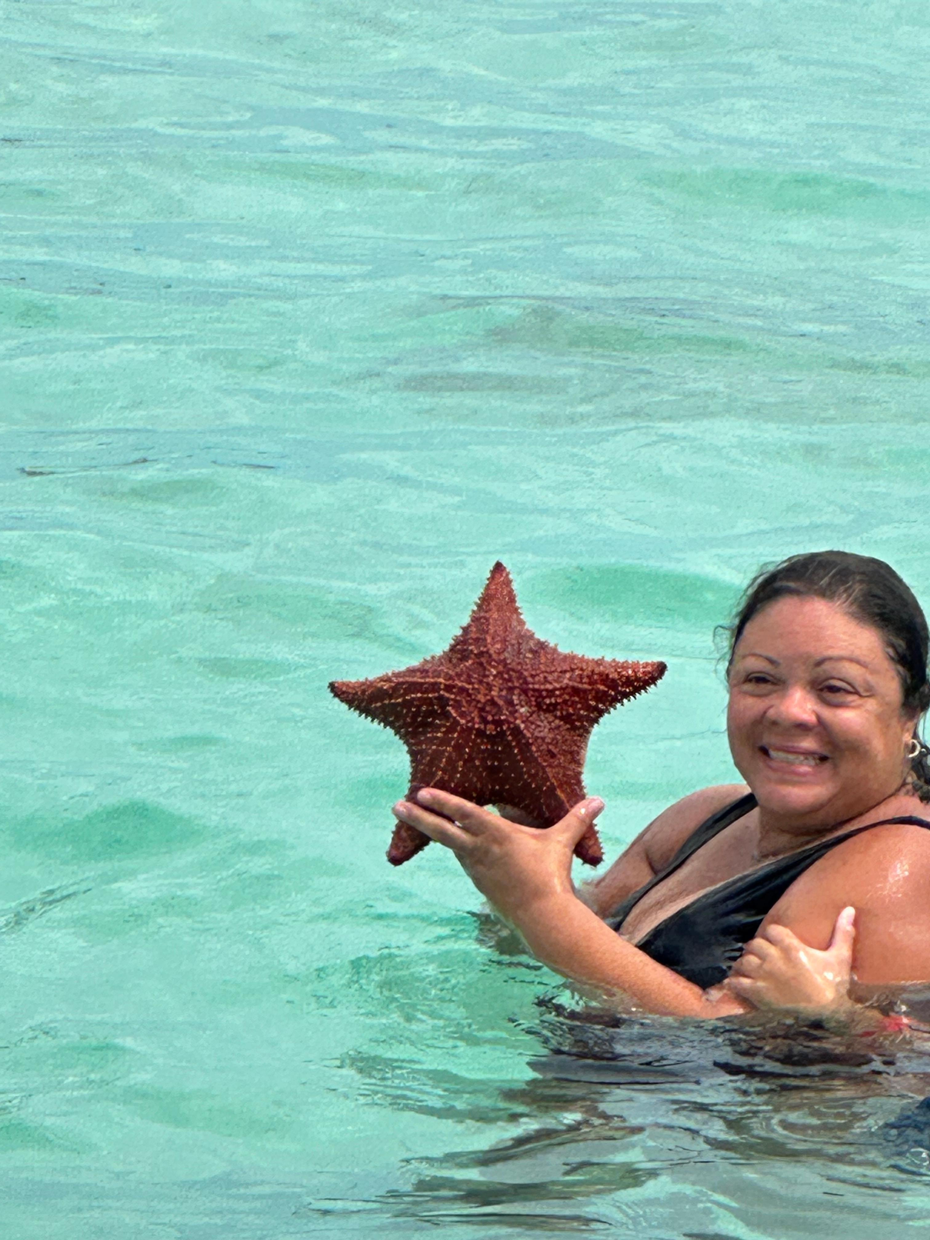 Bahamas Swimming Pigs, Snorkeling & Rum Cruise