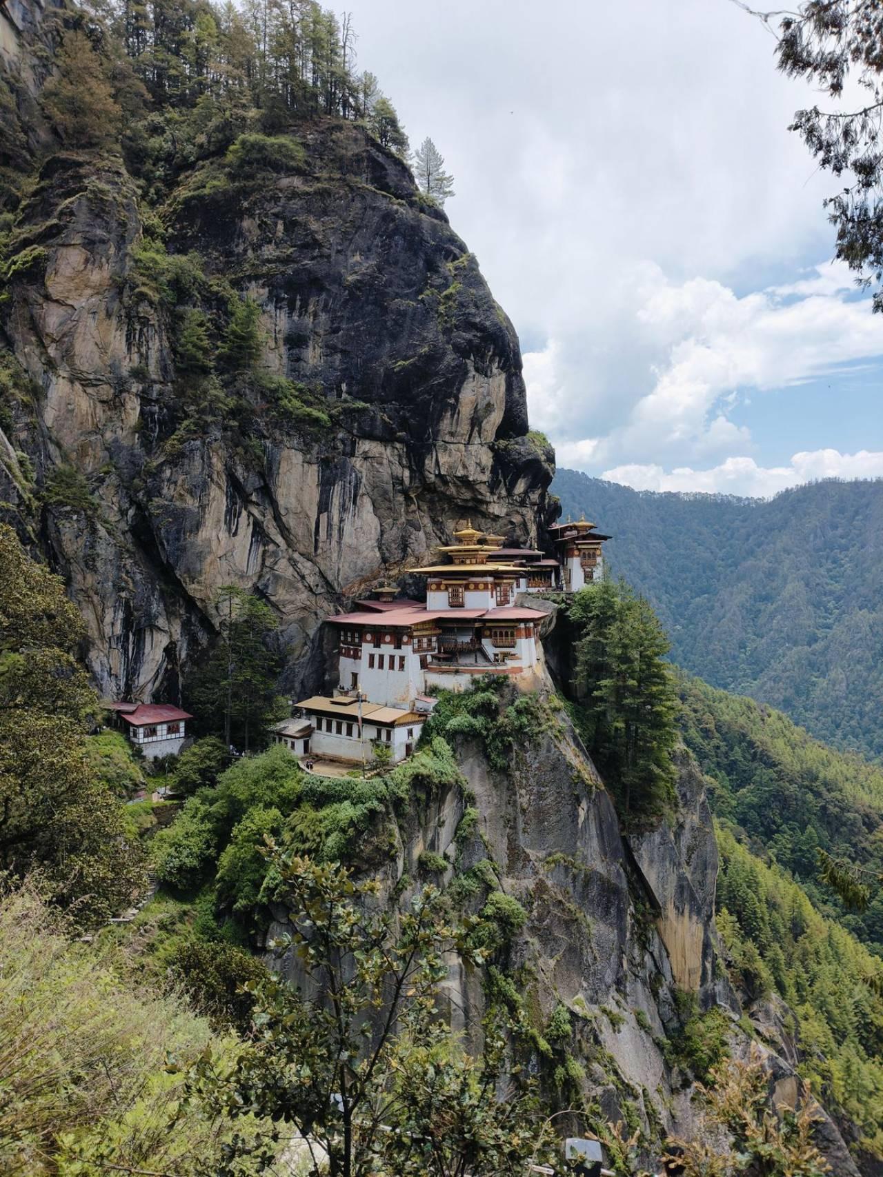 10-Day Himalayan Odyssey: Nepal, Bhutan & Tibet