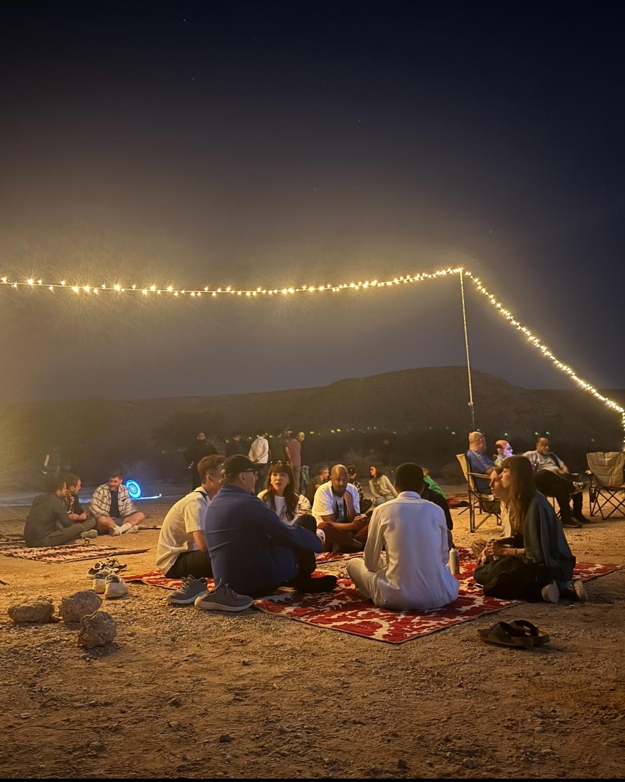 Riyadh Desert Expedition: Edge of the World, Camels & Stargazing