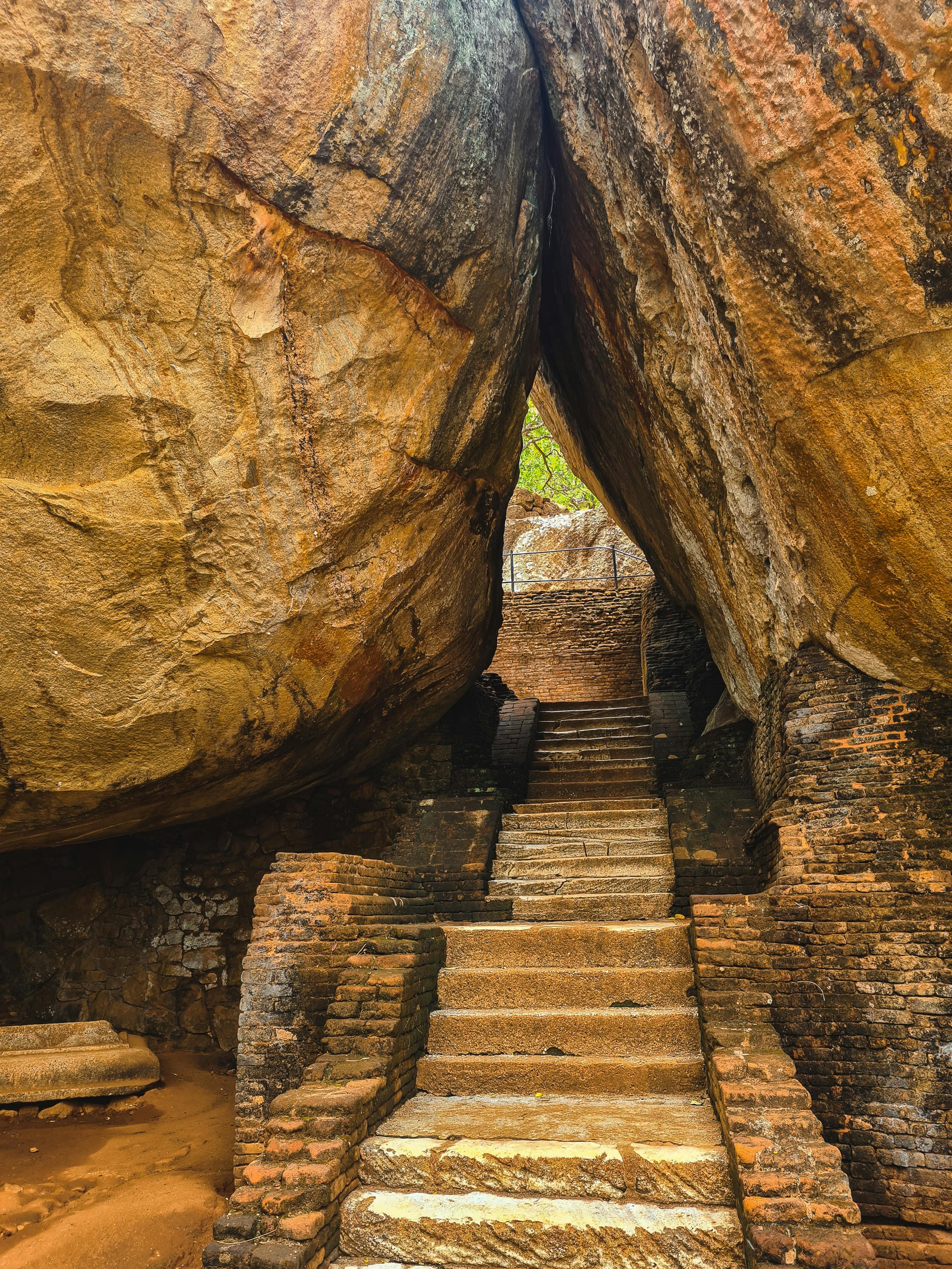 Sigiriya Lion Rock Fortress: Priority Entry & Guided Experience