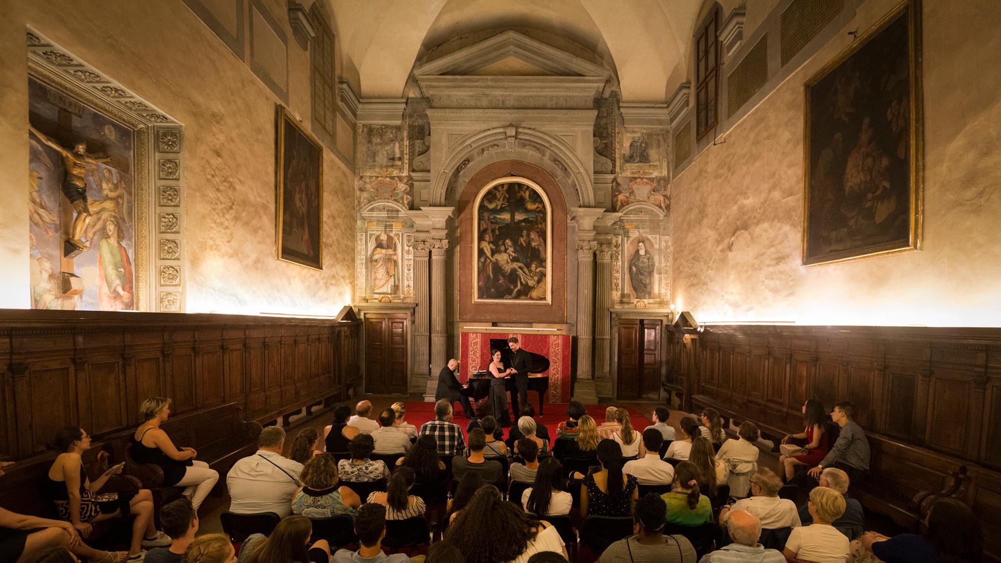 Italian Opera Concert with Traditional Tuscan Dinner