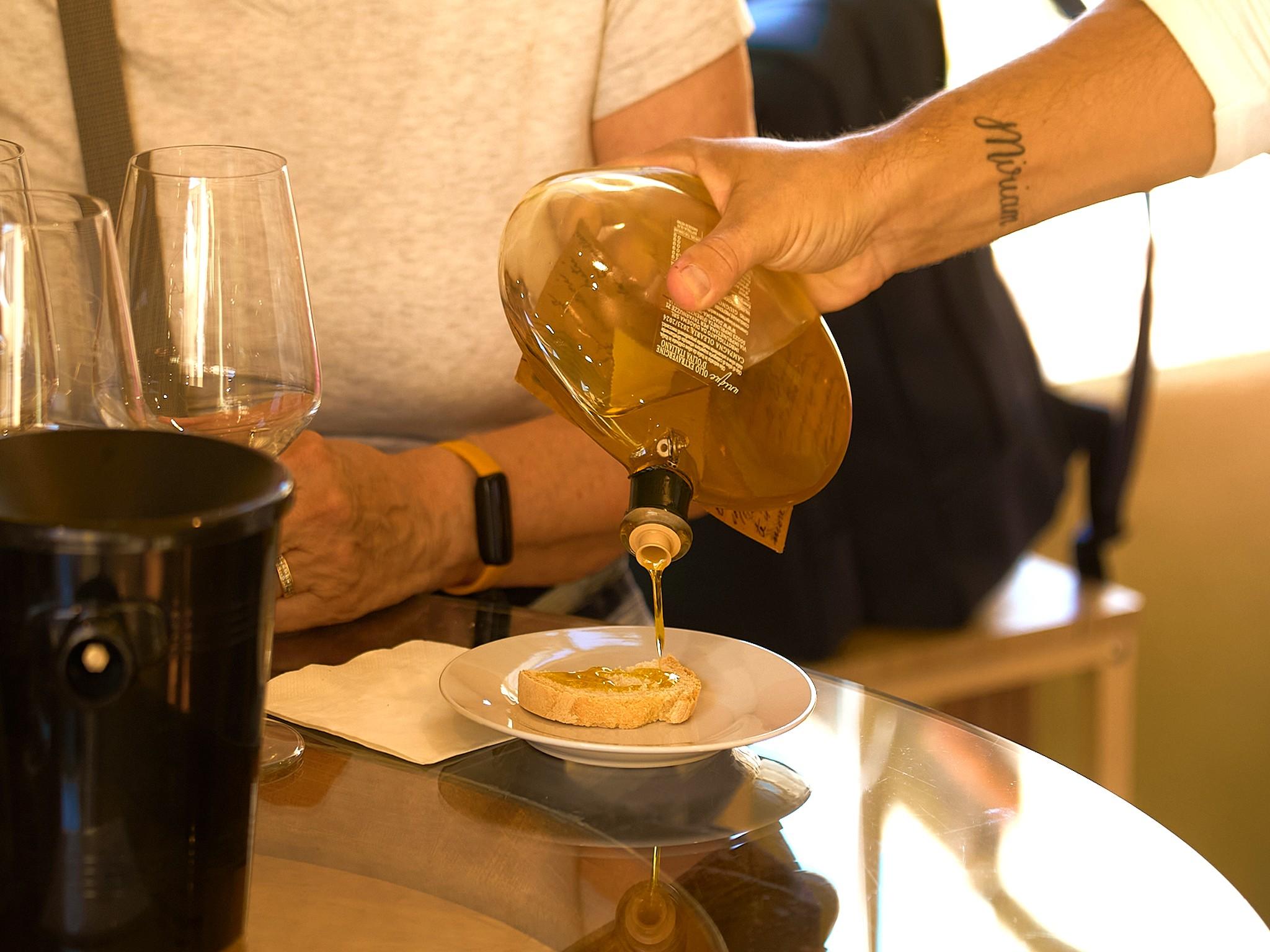 olive oil tasting in Tuscany — photo 25
