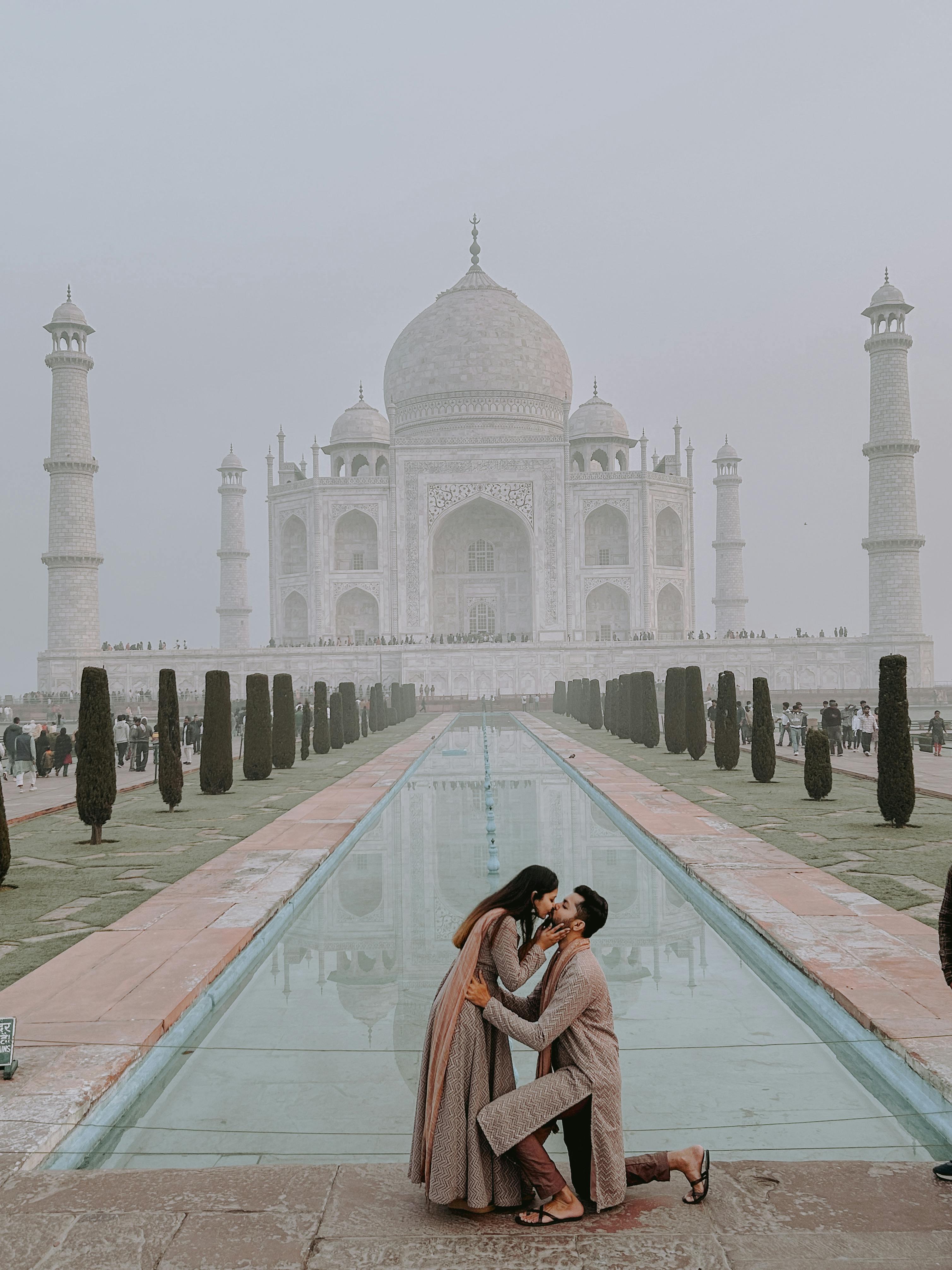Delhi to Taj Mahal Sunrise Photography Tour with Licensed Guide
