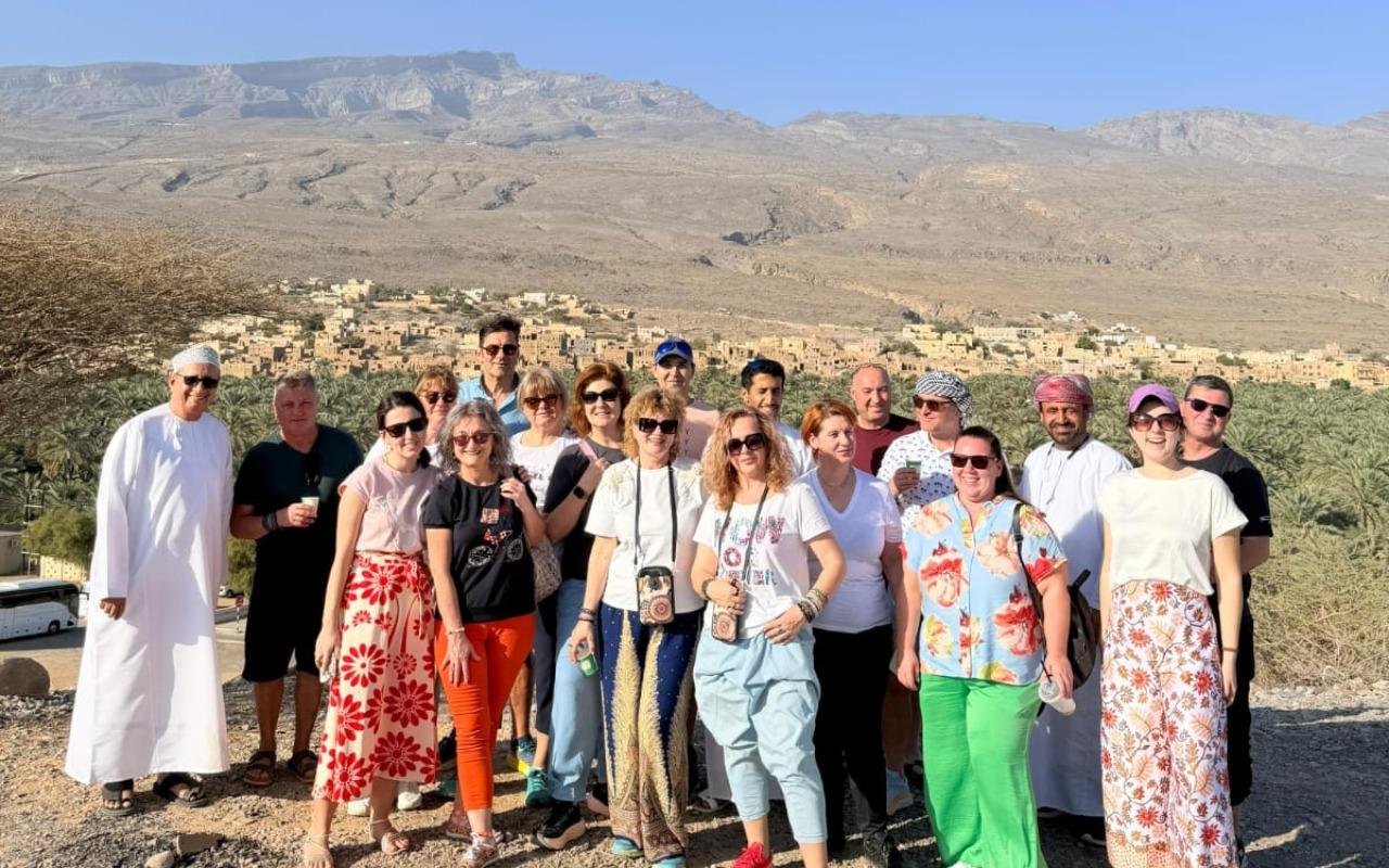 Nizwa Fort, Birkat Al Mouz & Jebel Akhdar Full-Day Tour