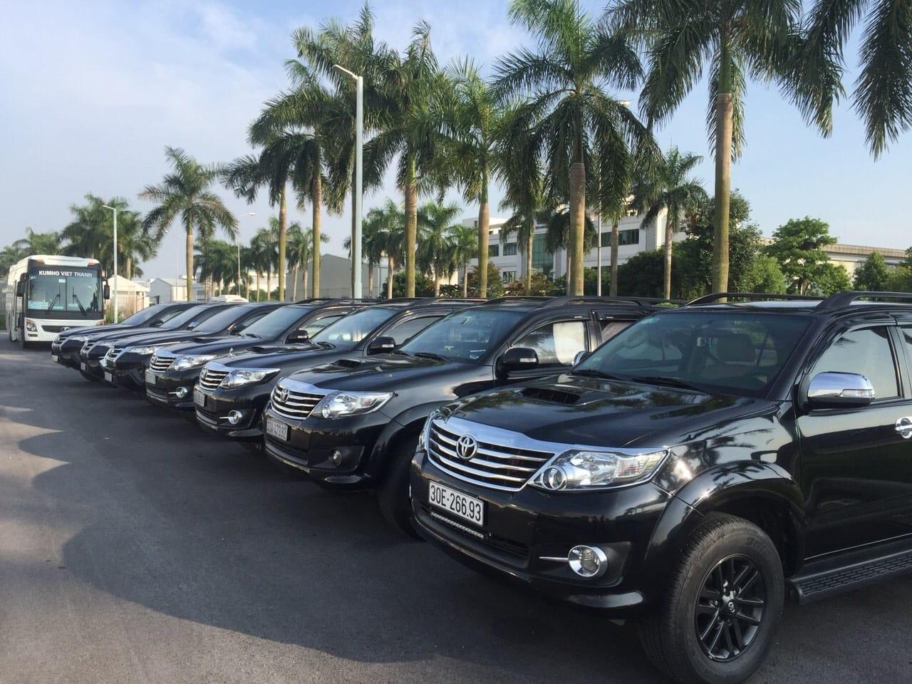 Private Transfer: Hanoi / HAN Airport to Sapa