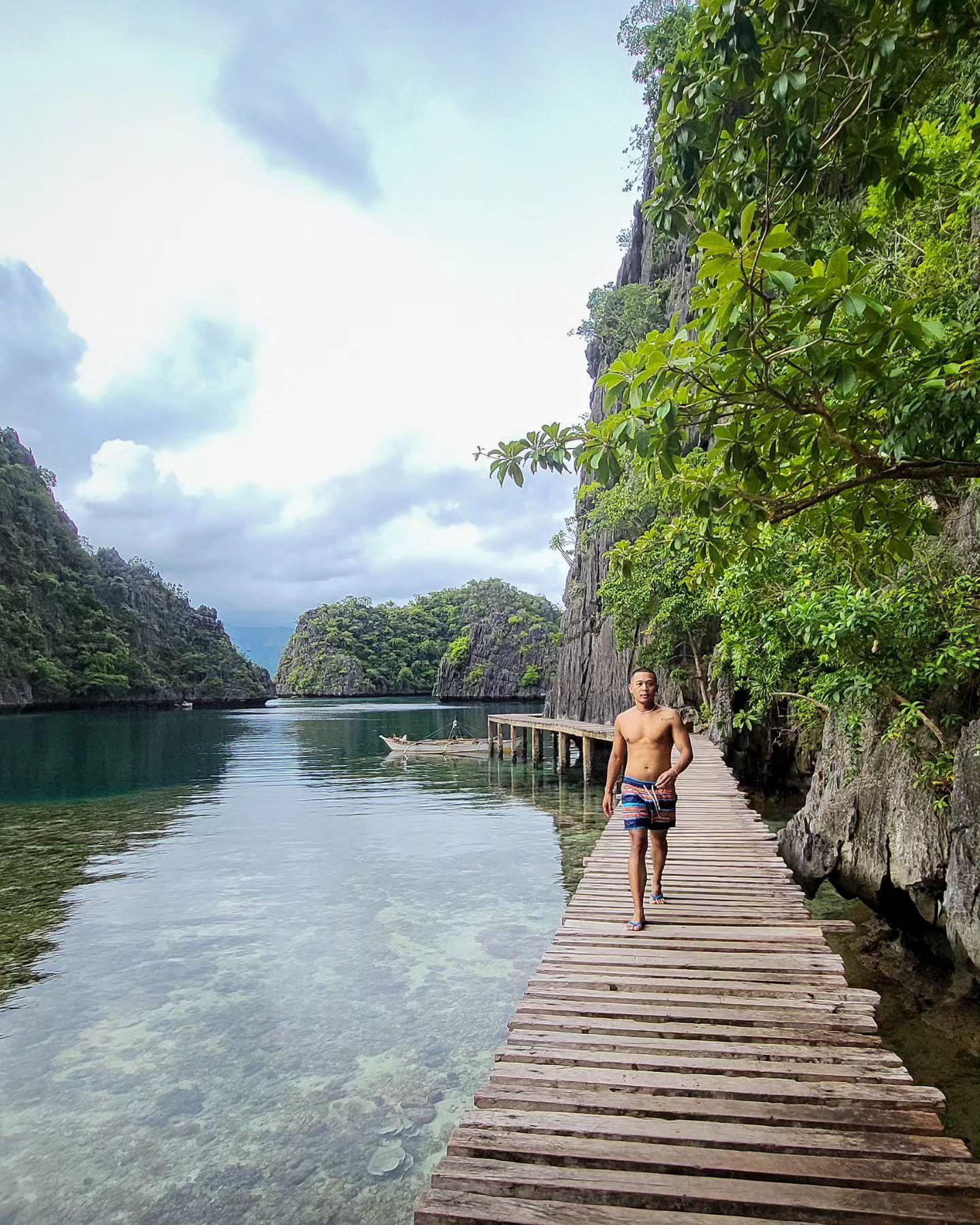 Coron Super Ultimate Lagoon & Island Hopping Day Tour