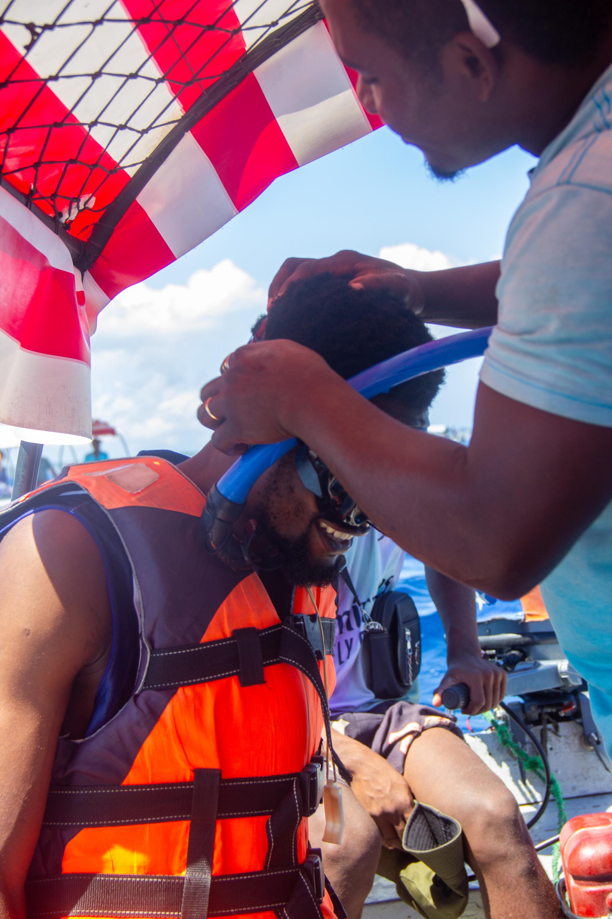 Zanzibar Mnemba Island Snorkeling & Boat Tour with Lunch