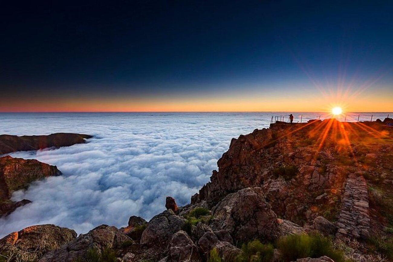 Private Sunrise 4x4 Adventure to Pico do Arieiro