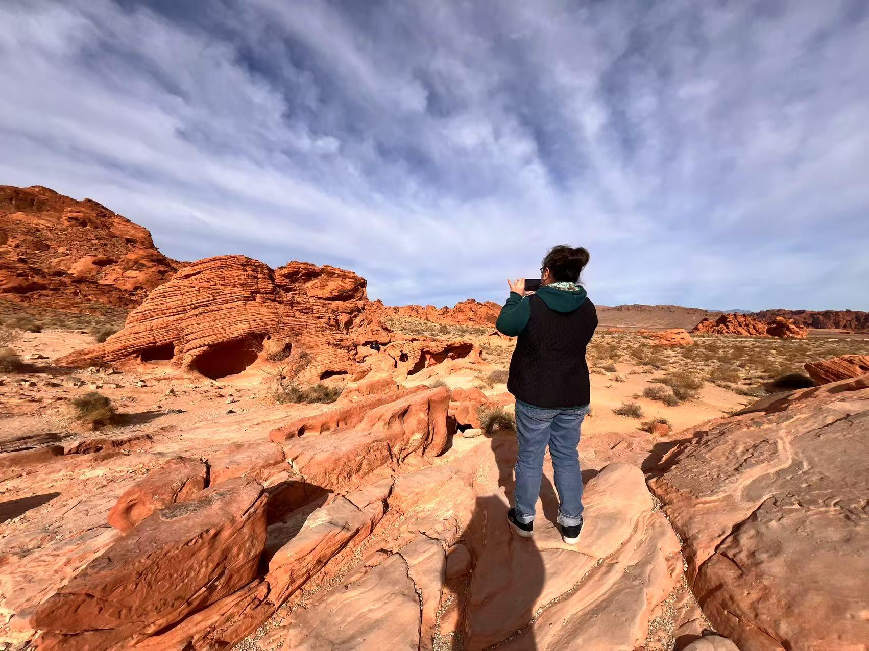 Valley of Fire from Las Vegas - red Aztec sandstone formations — image 7