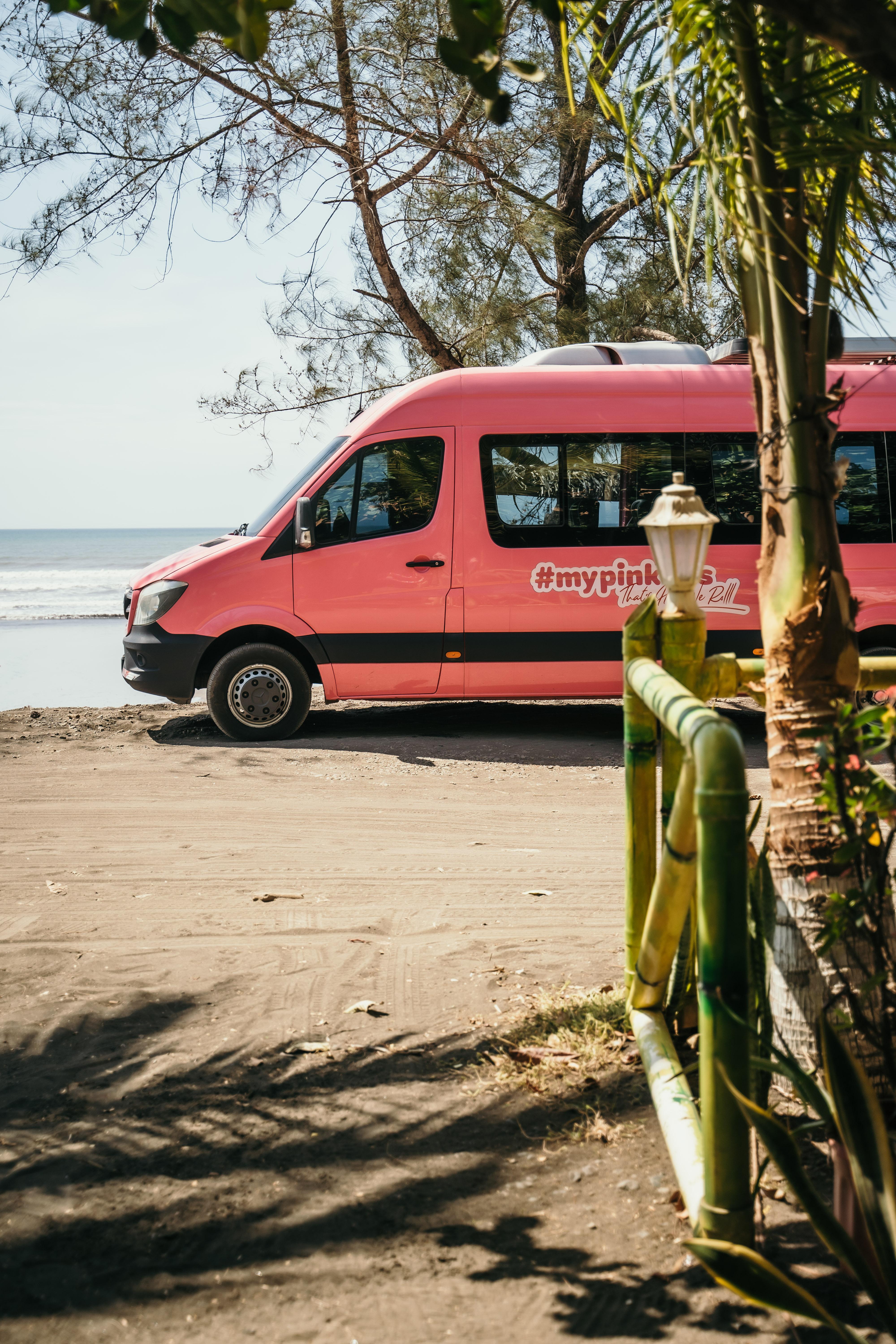 San Jose to La Fortuna Arenal Shuttle – MyPinkBus