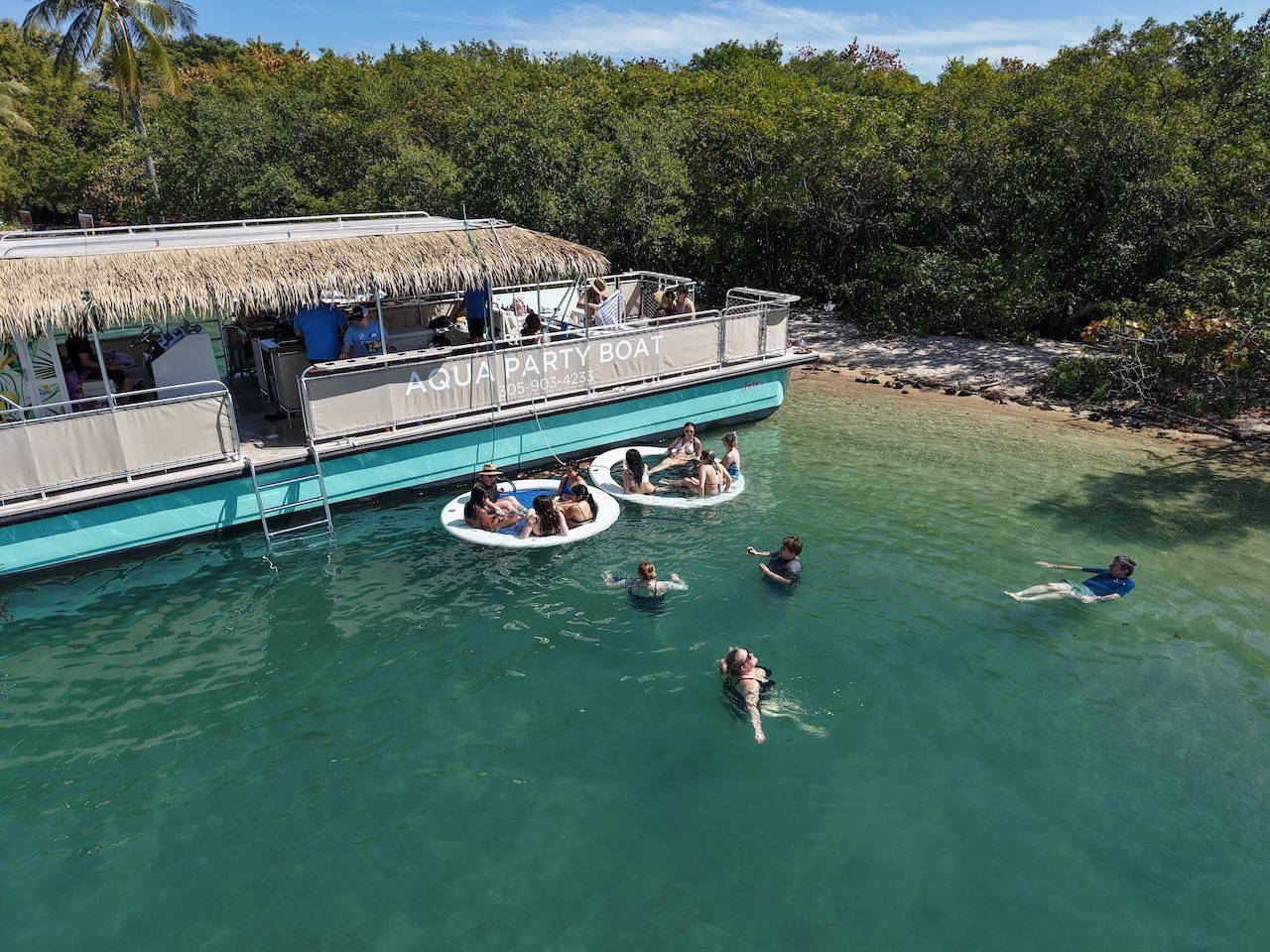 Raccoon Island Miami tour — Biscayne Bay wildlife boat cruise — image 8