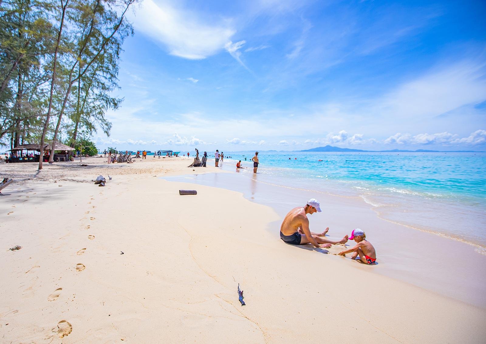 Private Longtail Boat Expedition: Phi Phi & Bamboo Islands