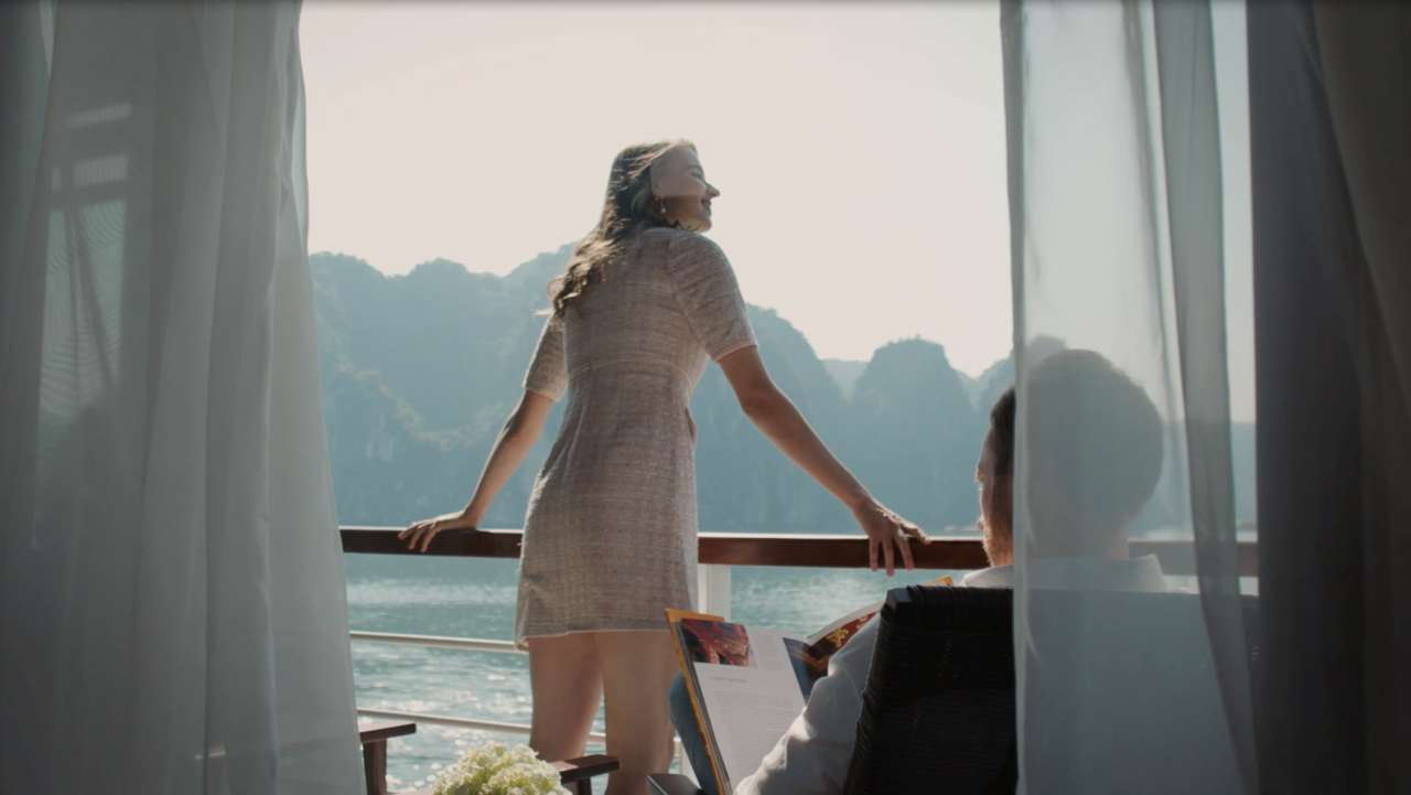 Ha Long & Lan Ha Bay 2-Day 5-Star Cruise with Free Transfer