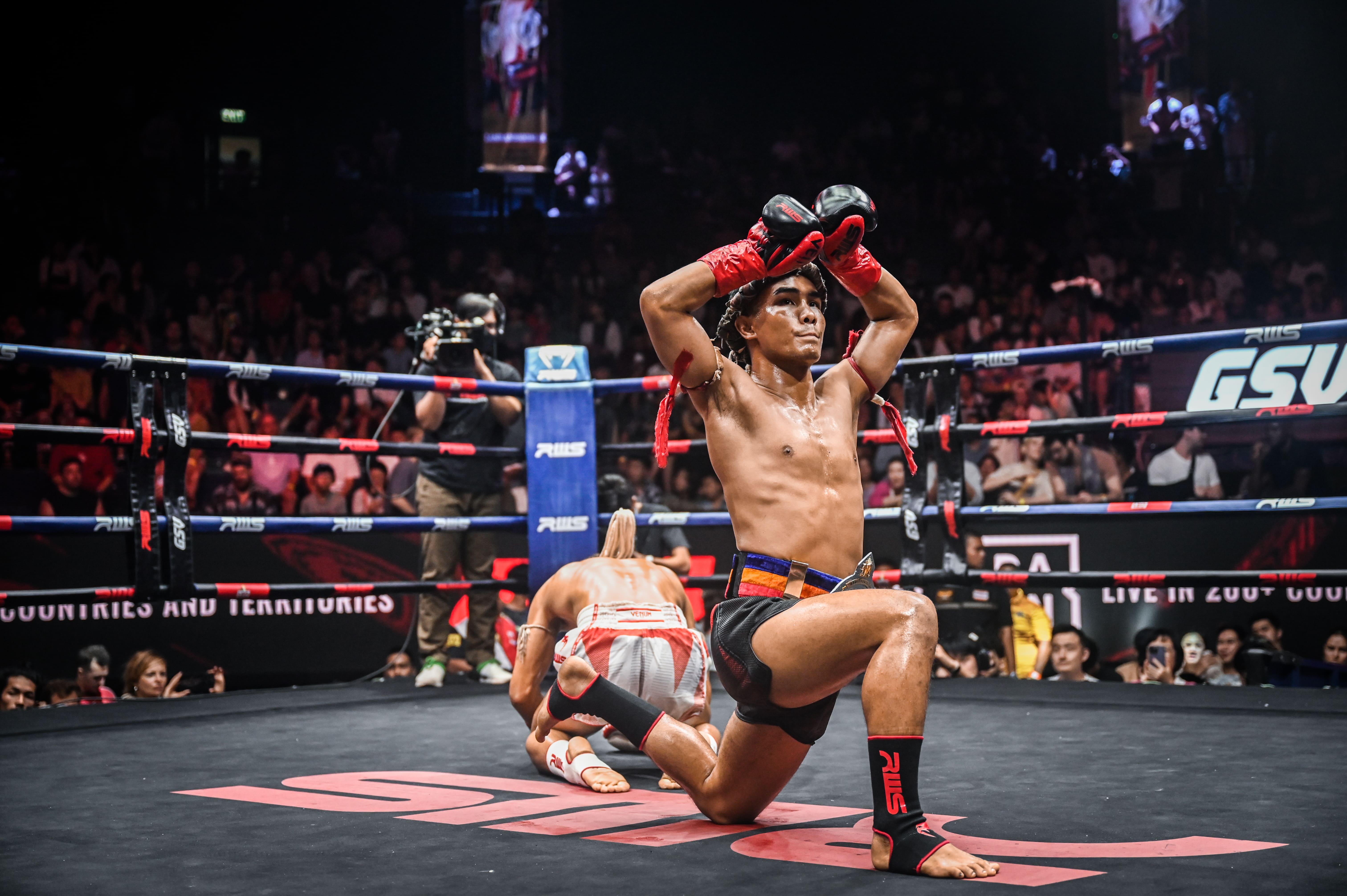 Rajadamnern Stadium Bangkok muay thai fight night — image 1