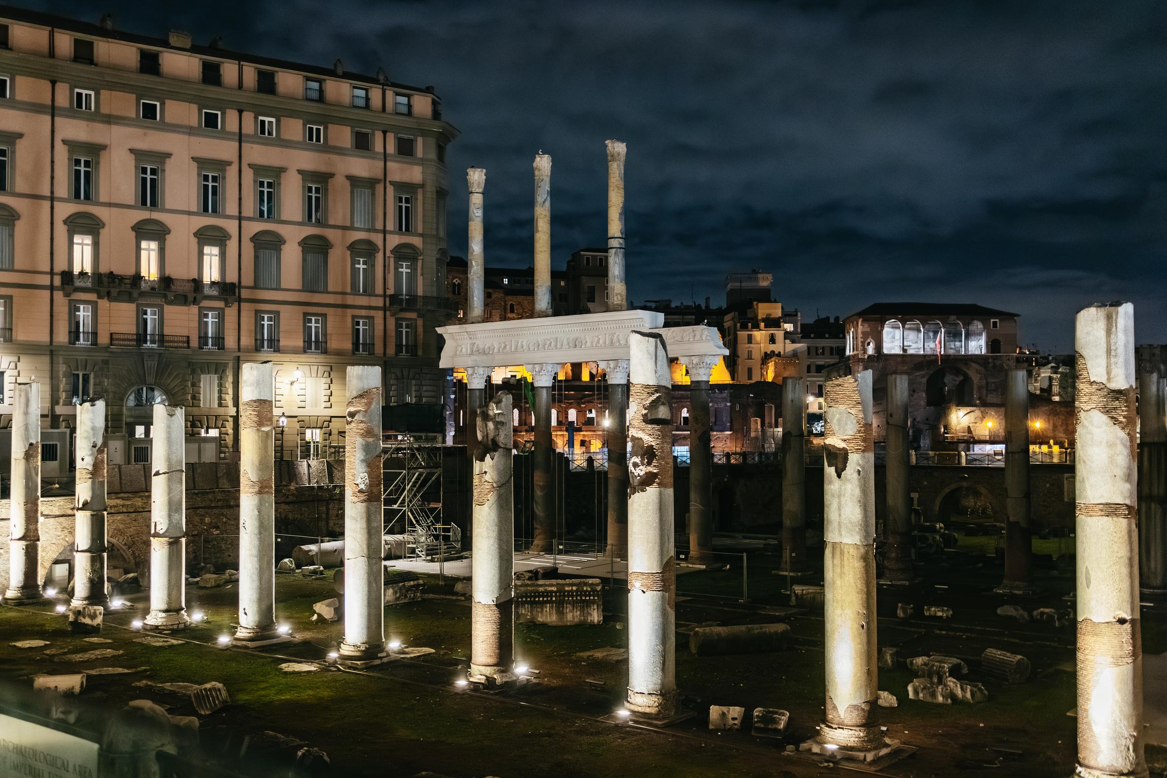 Rome Moonlight Small-Group Walking Tour