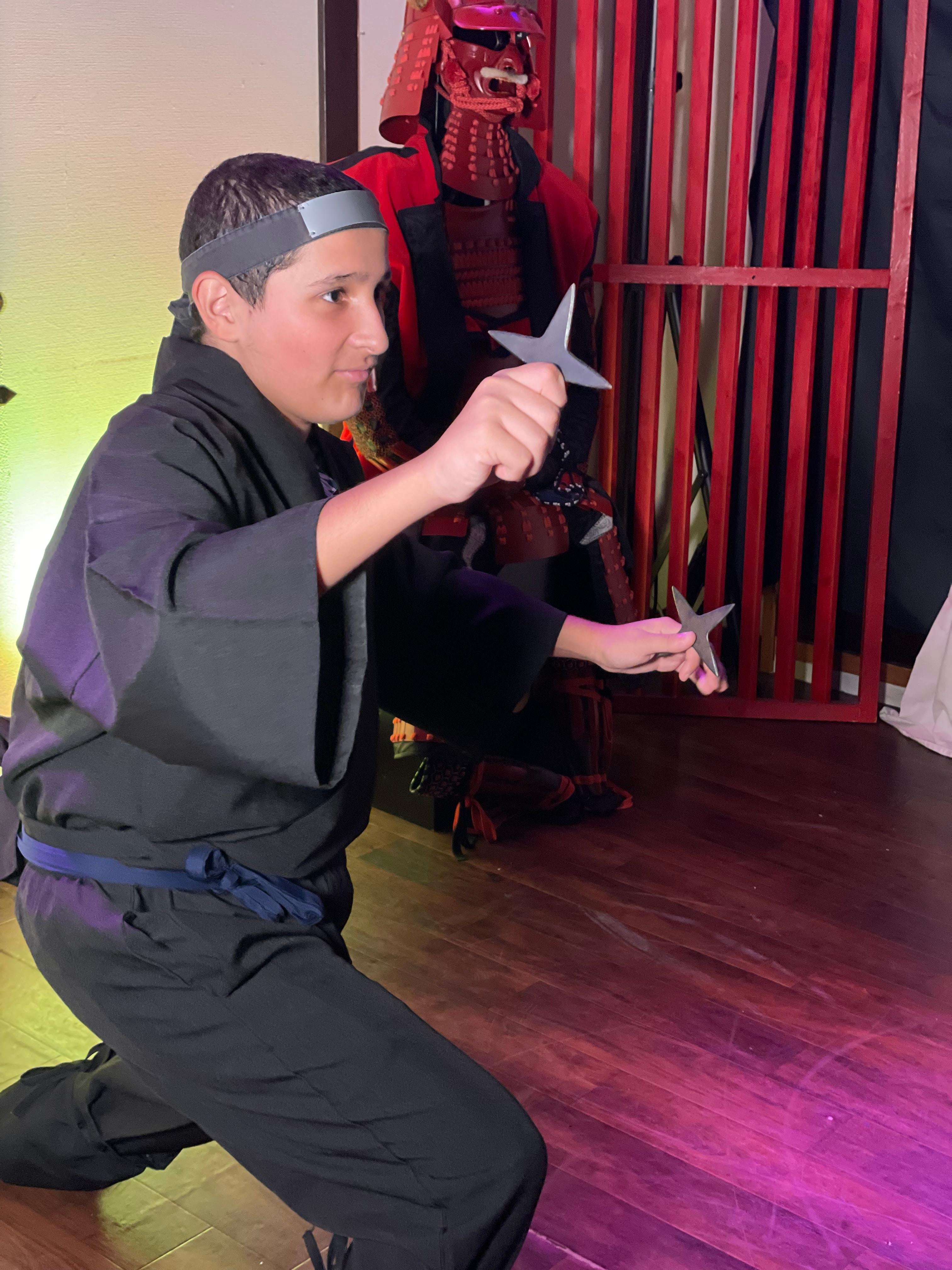 Osaka: Ninja Experience with VR Game and Costume