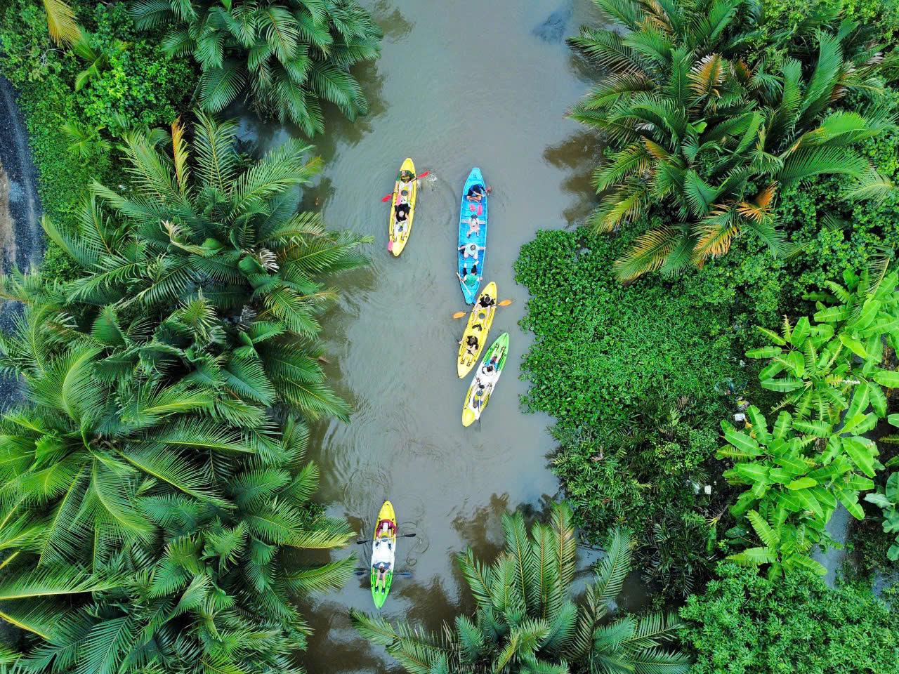 Mekong Delta 2-Day Bike, Kayak & Homestay Adventure from Ho Chi Minh City