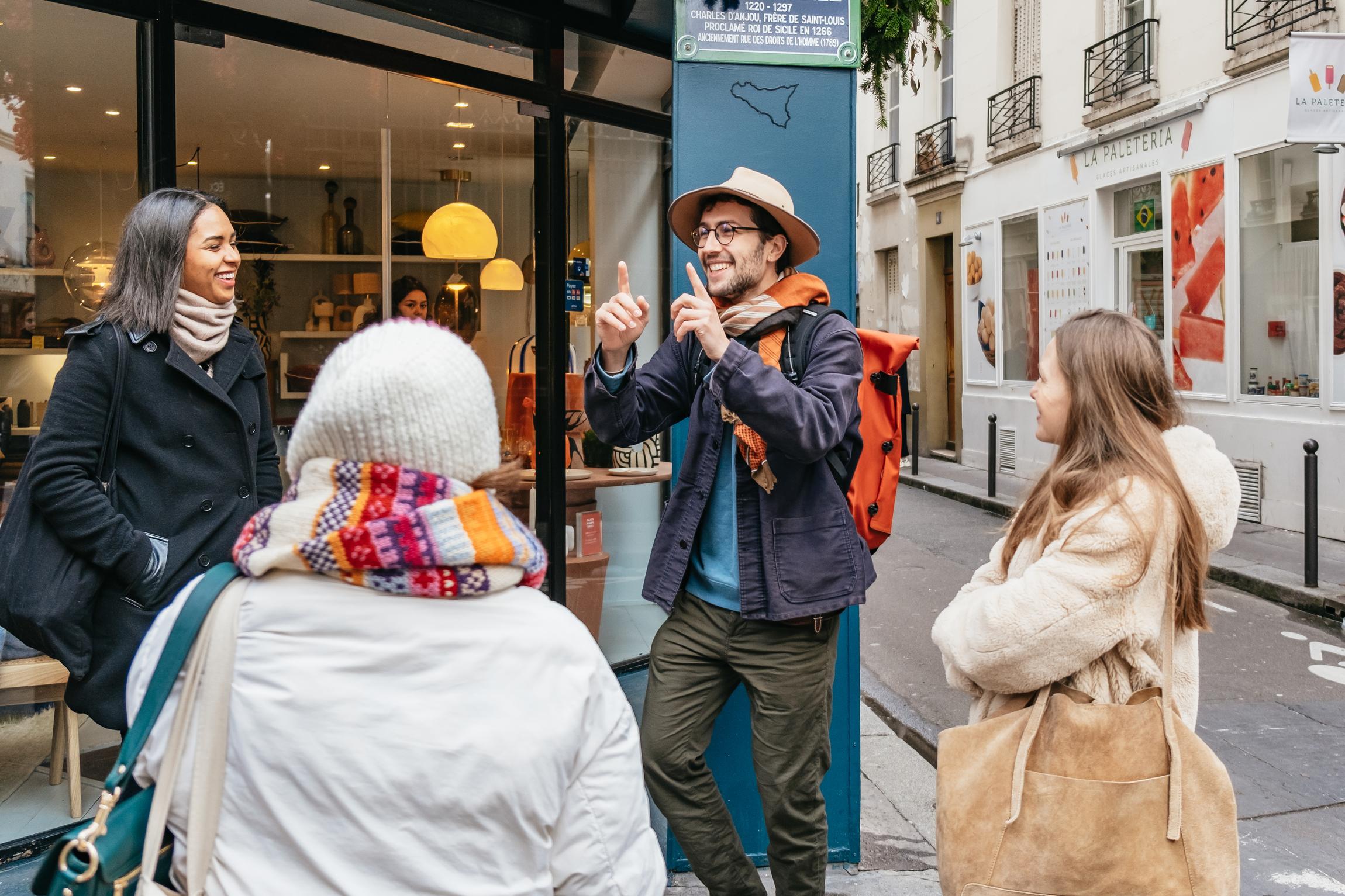quarter tour in Paris — photo 2