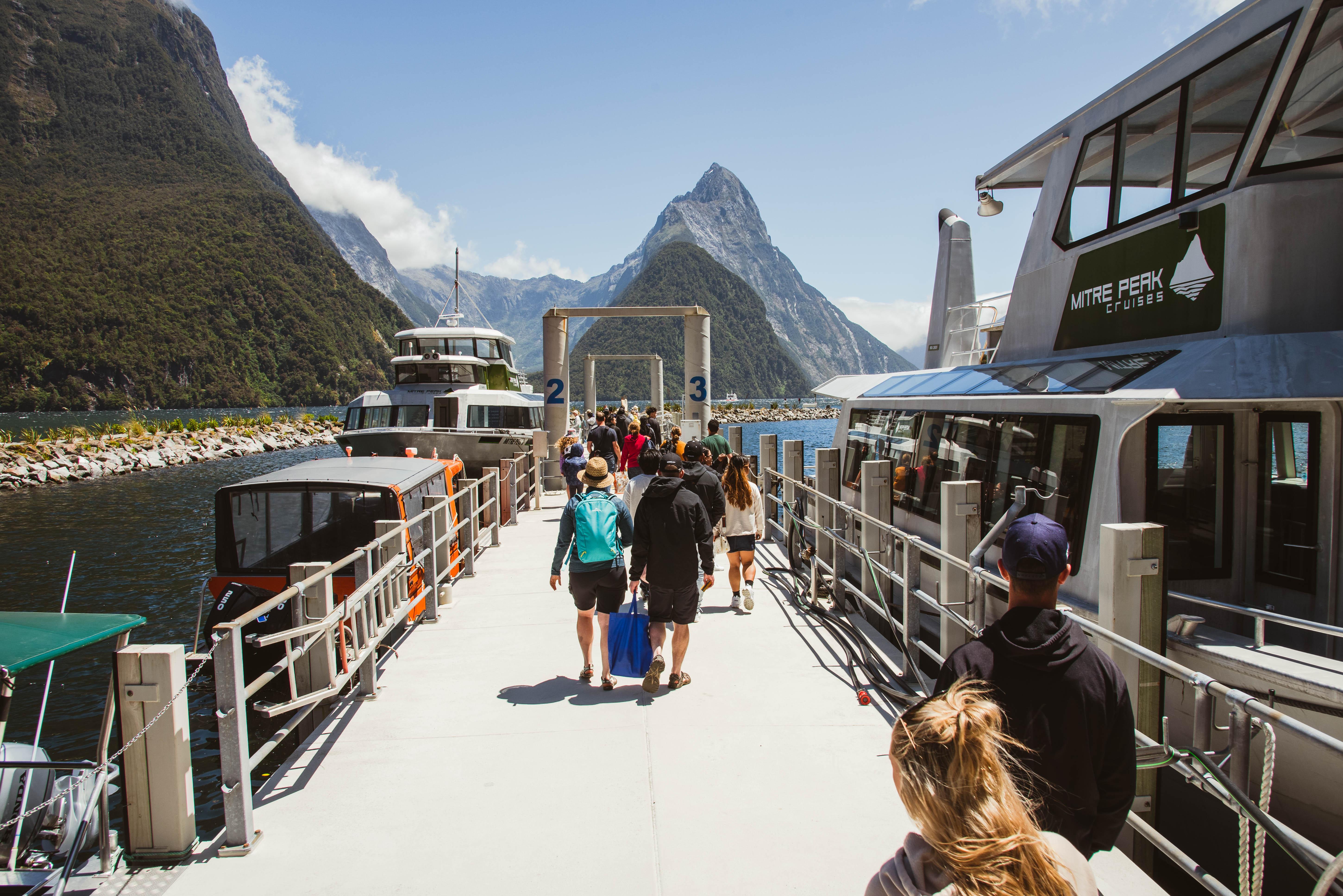 Milford Sound Small Boat Scenic Cruise