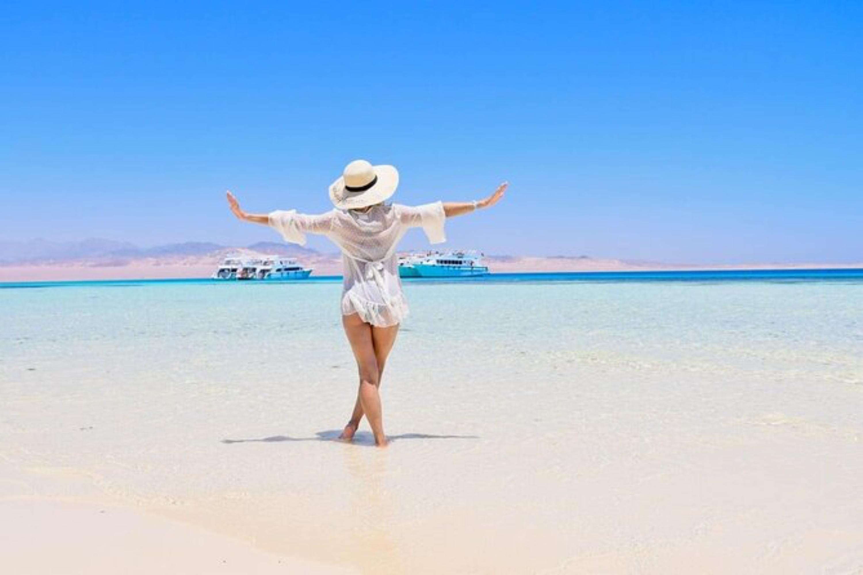 Ras Mohamed & White Island Snorkeling, Diving & Lunch from Sharm