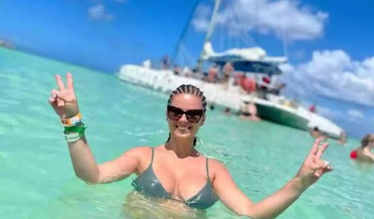 Private Saona Island Day Trip with Lunch & Open Bar