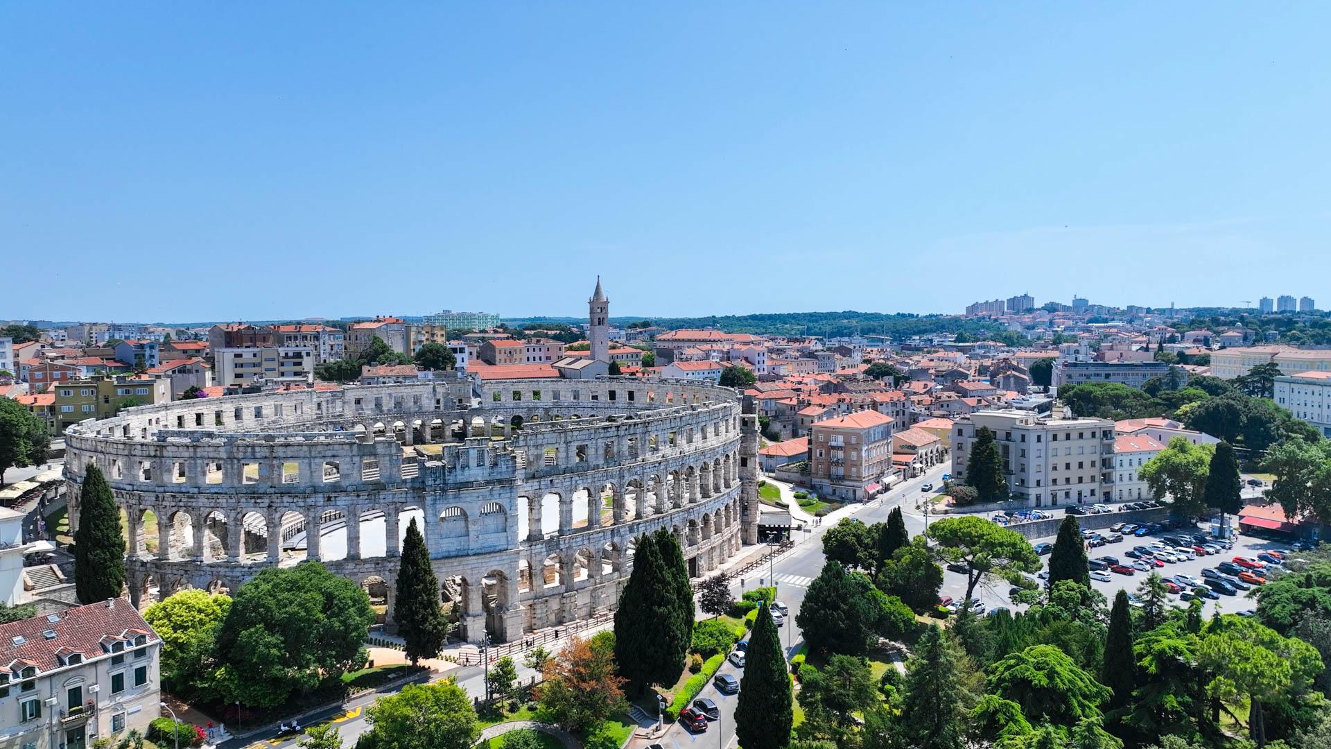Pula Arena: Guided History Tour and Entry
