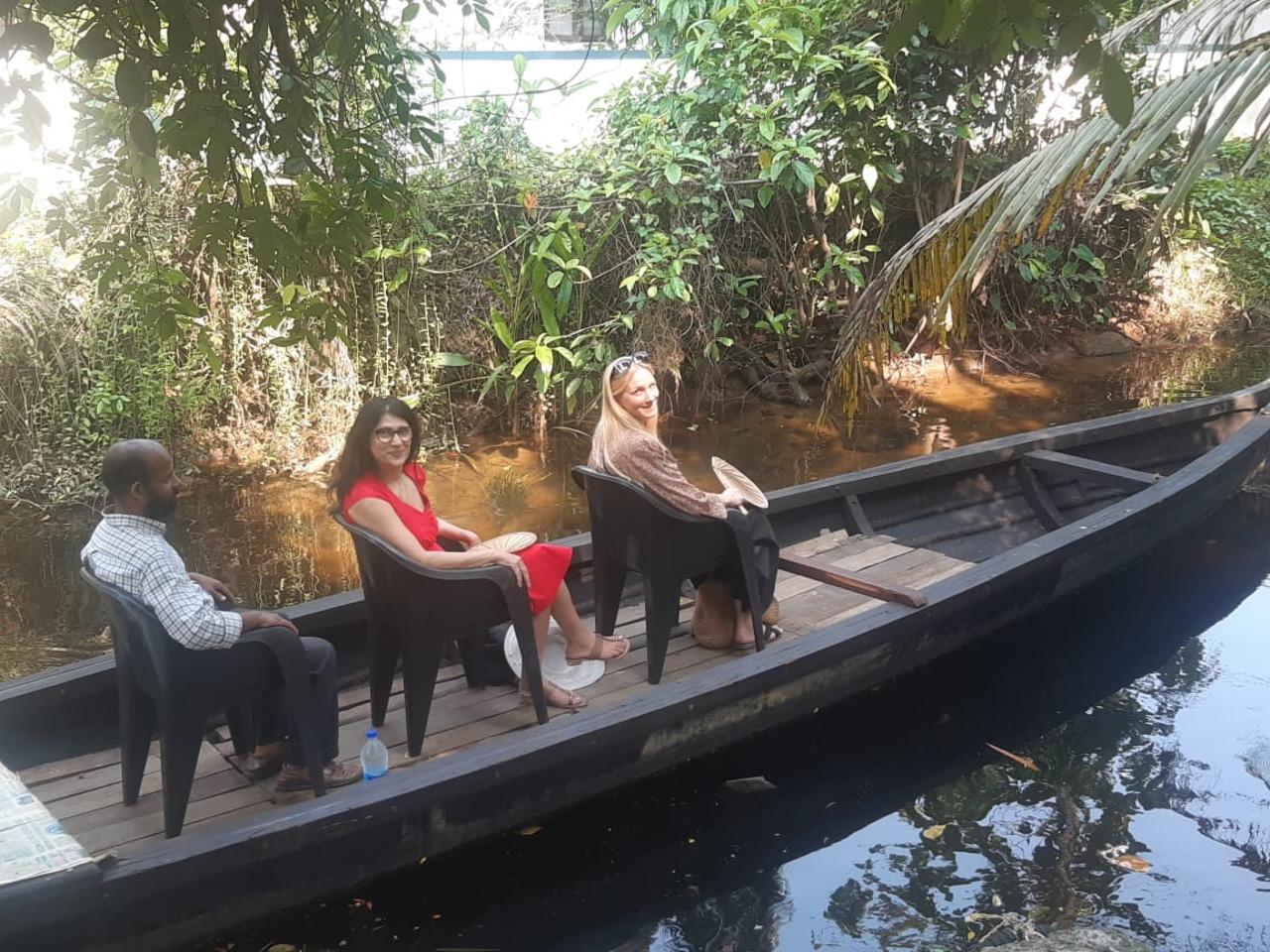 Kochi Backwater Village Immersion with Traditional Sadya Lunch