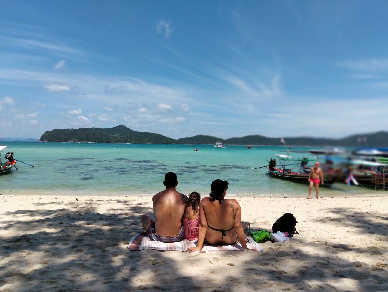 Koh Samui Catamaran Cruise: Pig Island & Koh Tan Snorkeling