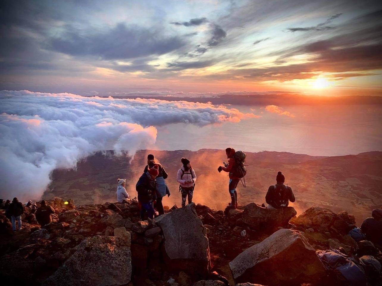 Pico Mountain Summit Hike – Portugal's Highest Peak
