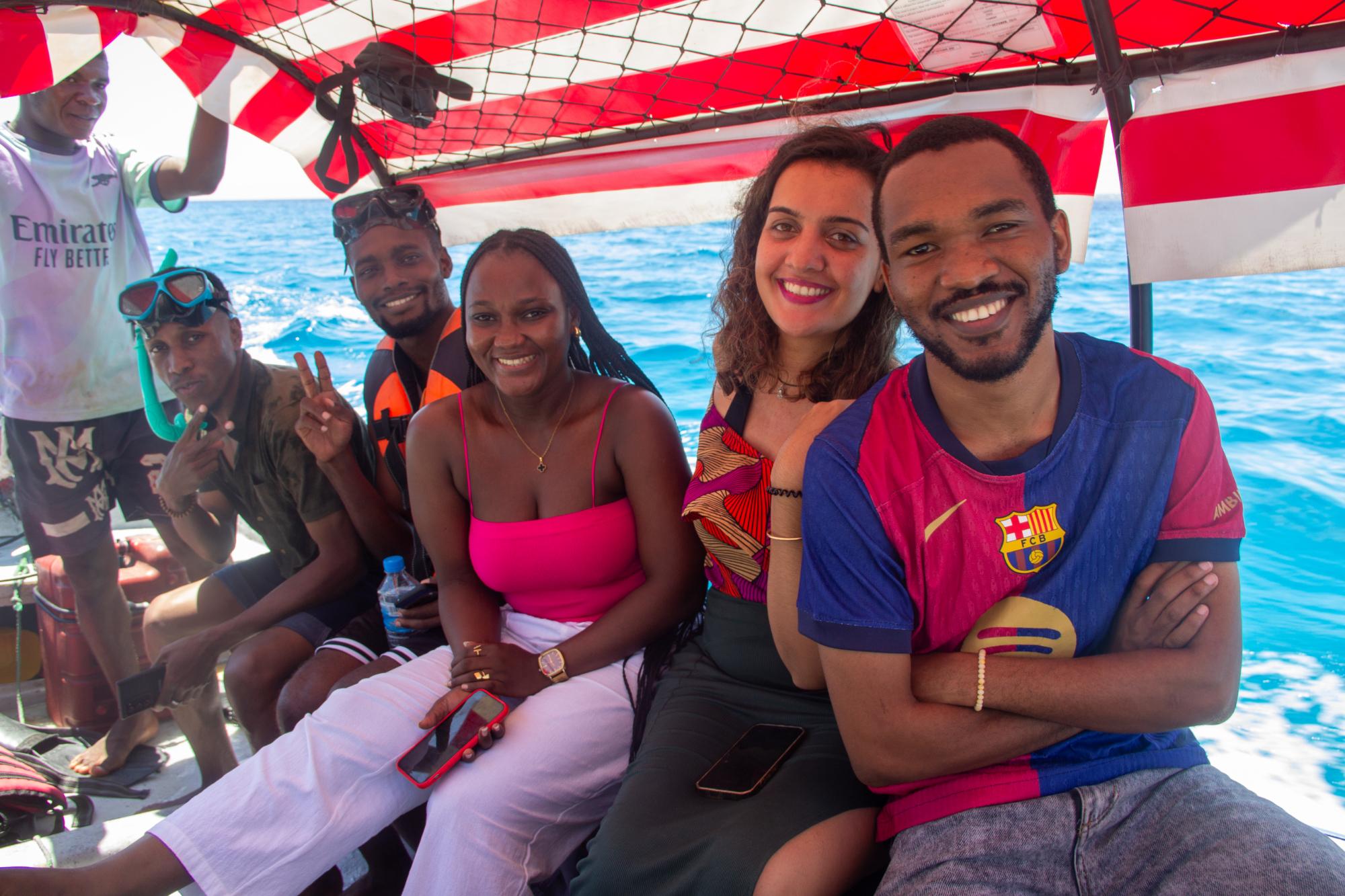Zanzibar Mnemba Island Snorkeling & Boat Tour with Lunch
