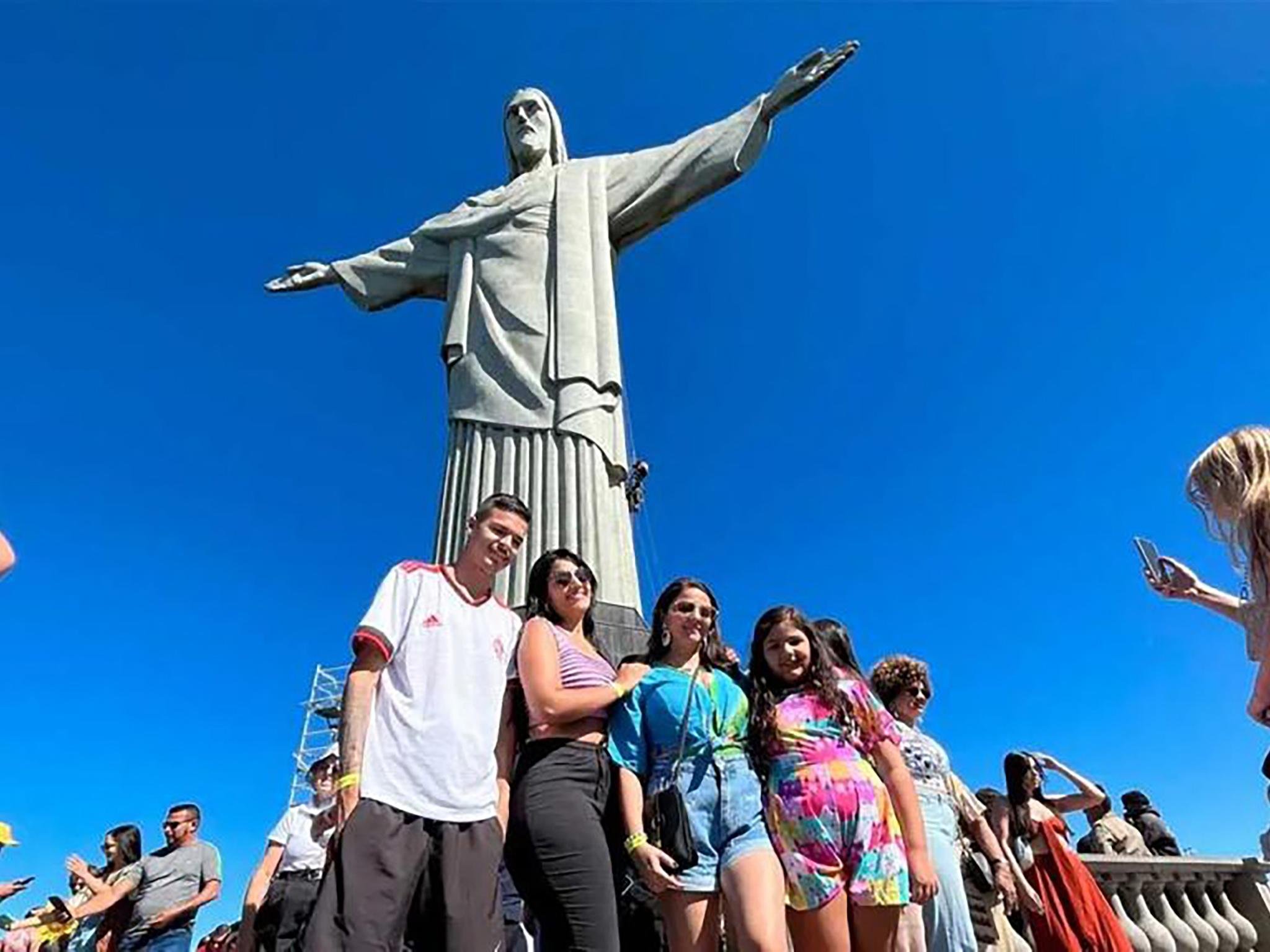 Three-Day Rio Highlights: Landmarks, Angra Islands & Rocinha Community
