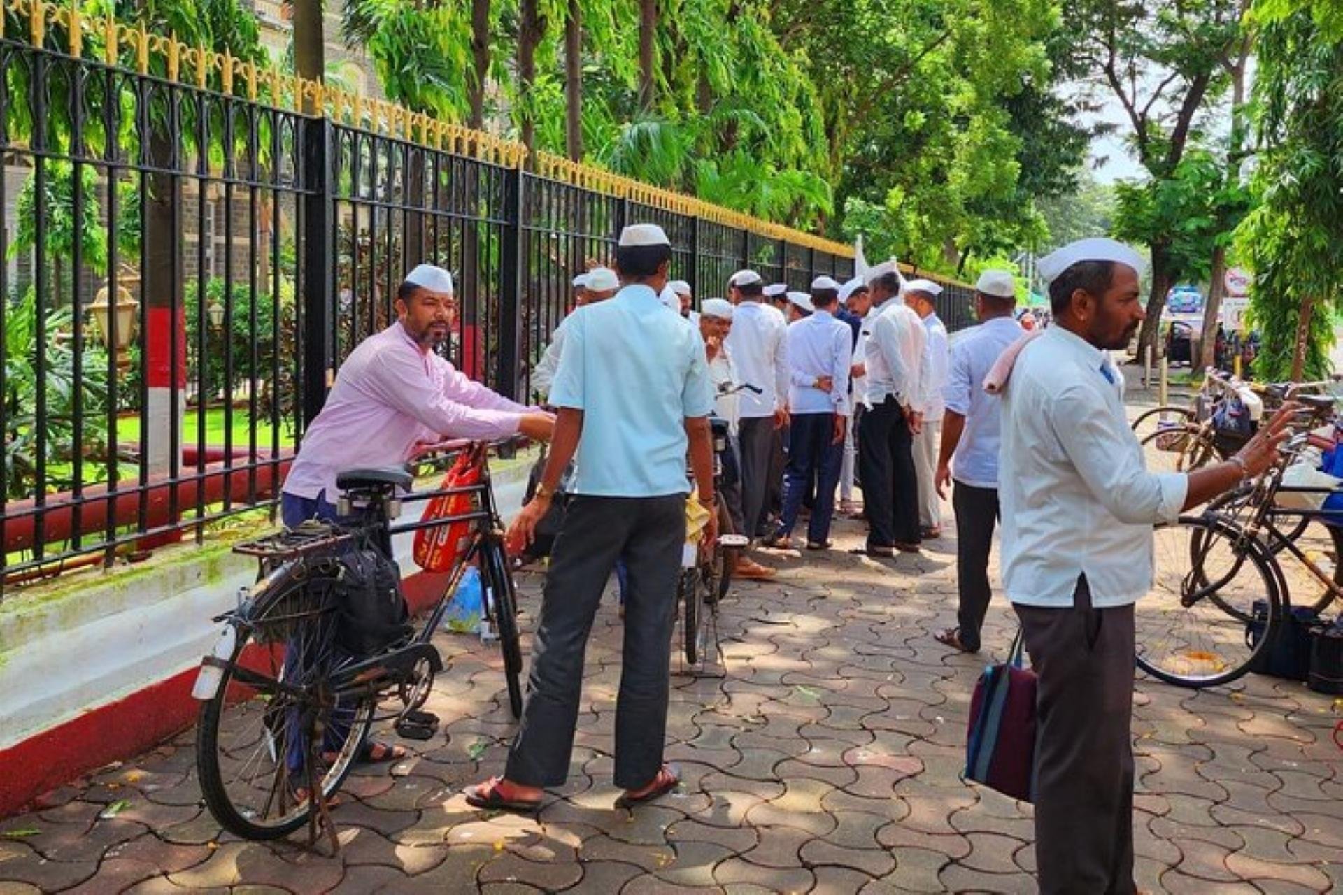 Dharavi, Dhobi Ghat & Dabbawala Discovery Tour