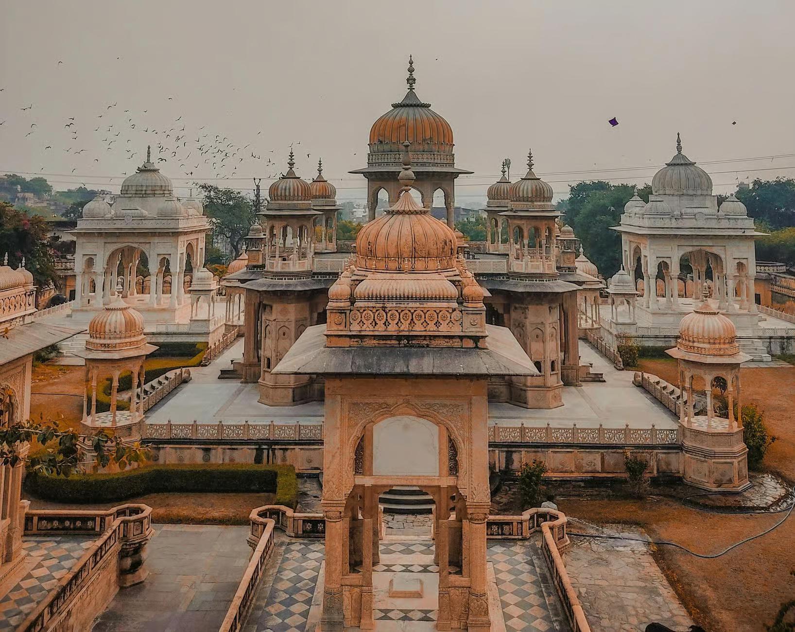 Private Full-Day Jaipur Highlights & Amber Fort Expedition