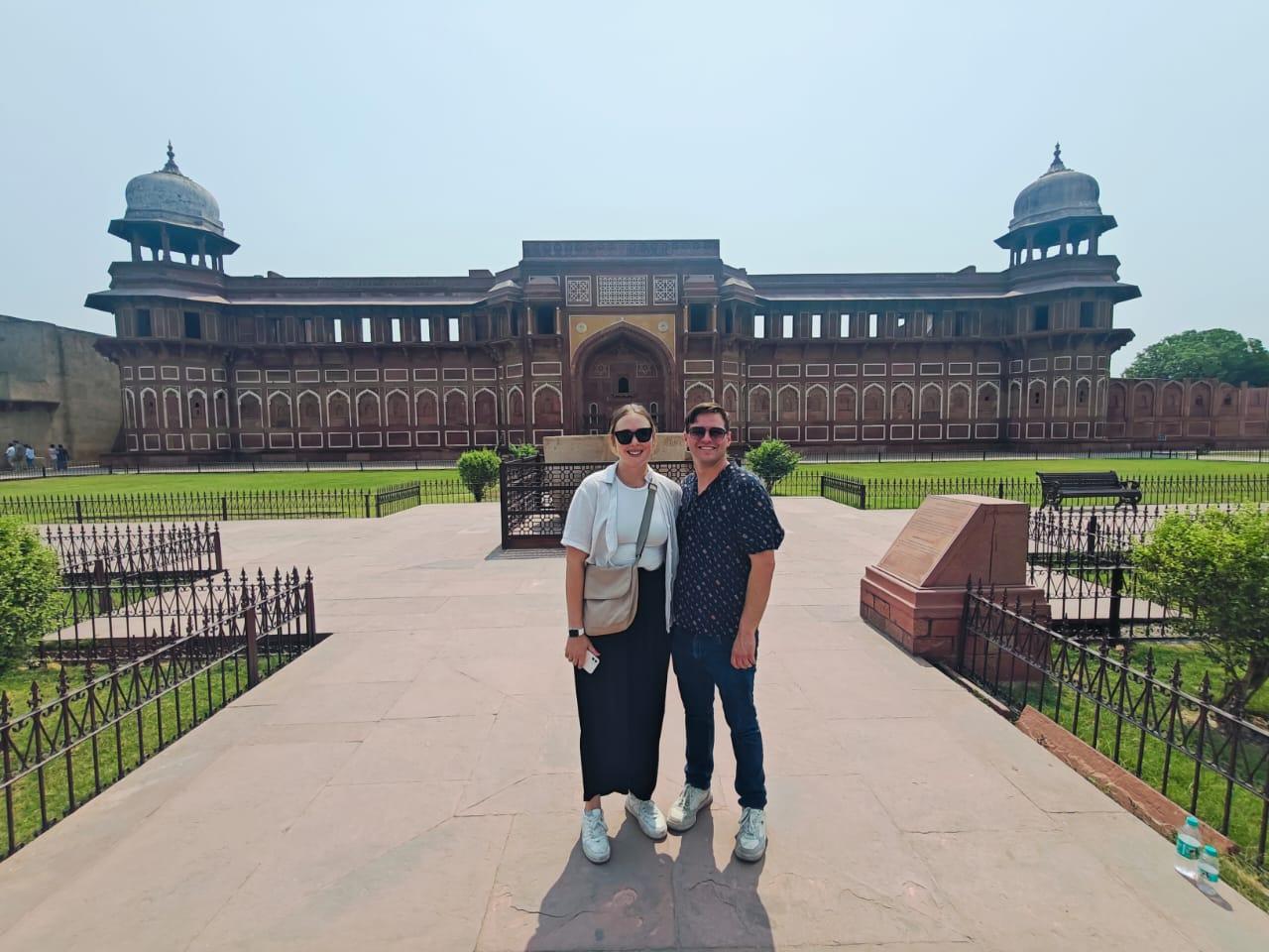 Delhi to Taj Mahal Sunrise Private Tour with Skip-the-Line Entry