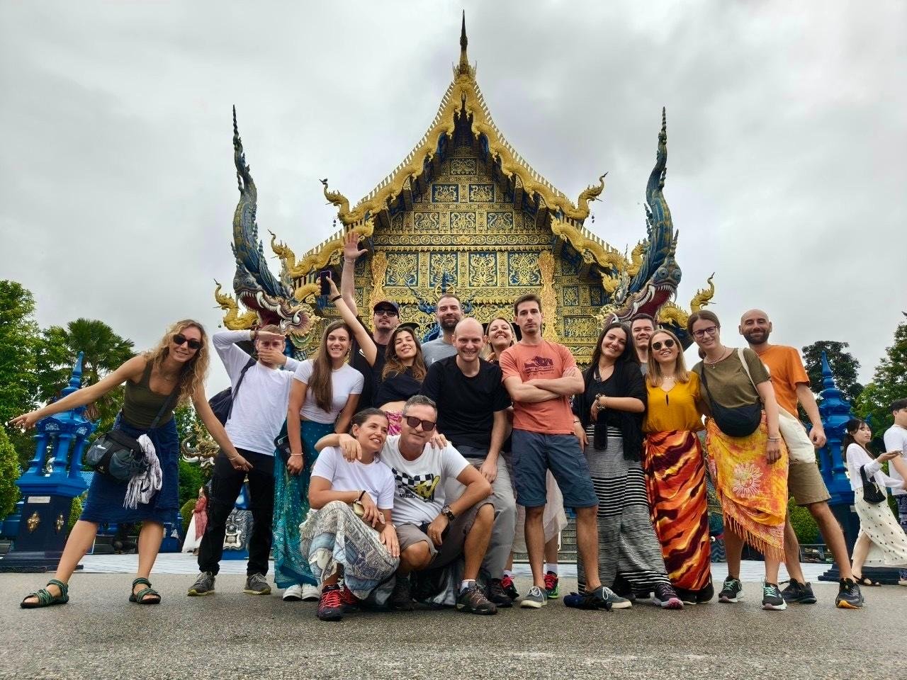 Chiang Rai: 7 Iconic Landmarks & Riverside Buffet Tour
